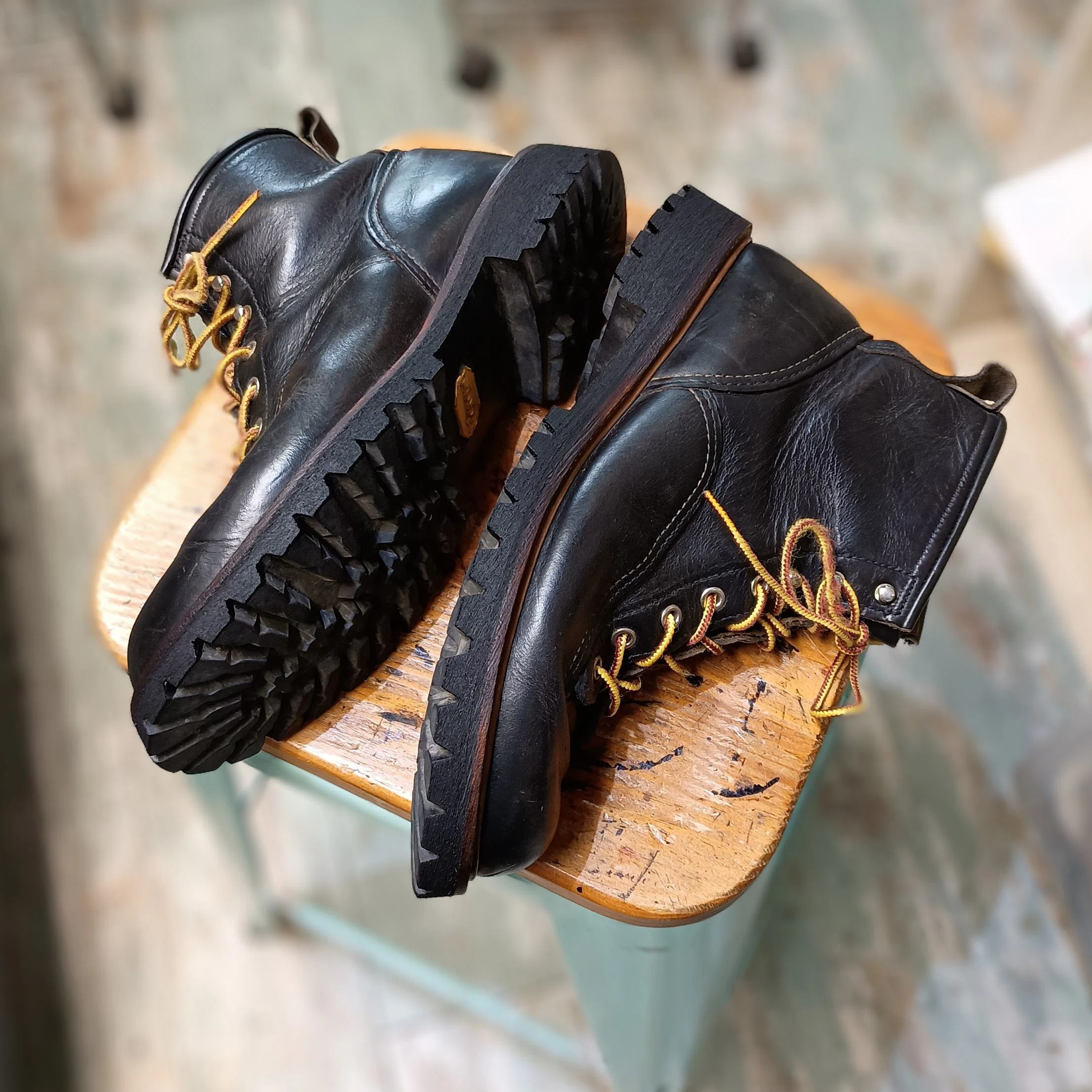 リグルー/再接着修理】Red Wing#2935 Linemanのソール再接着修理｜CREA