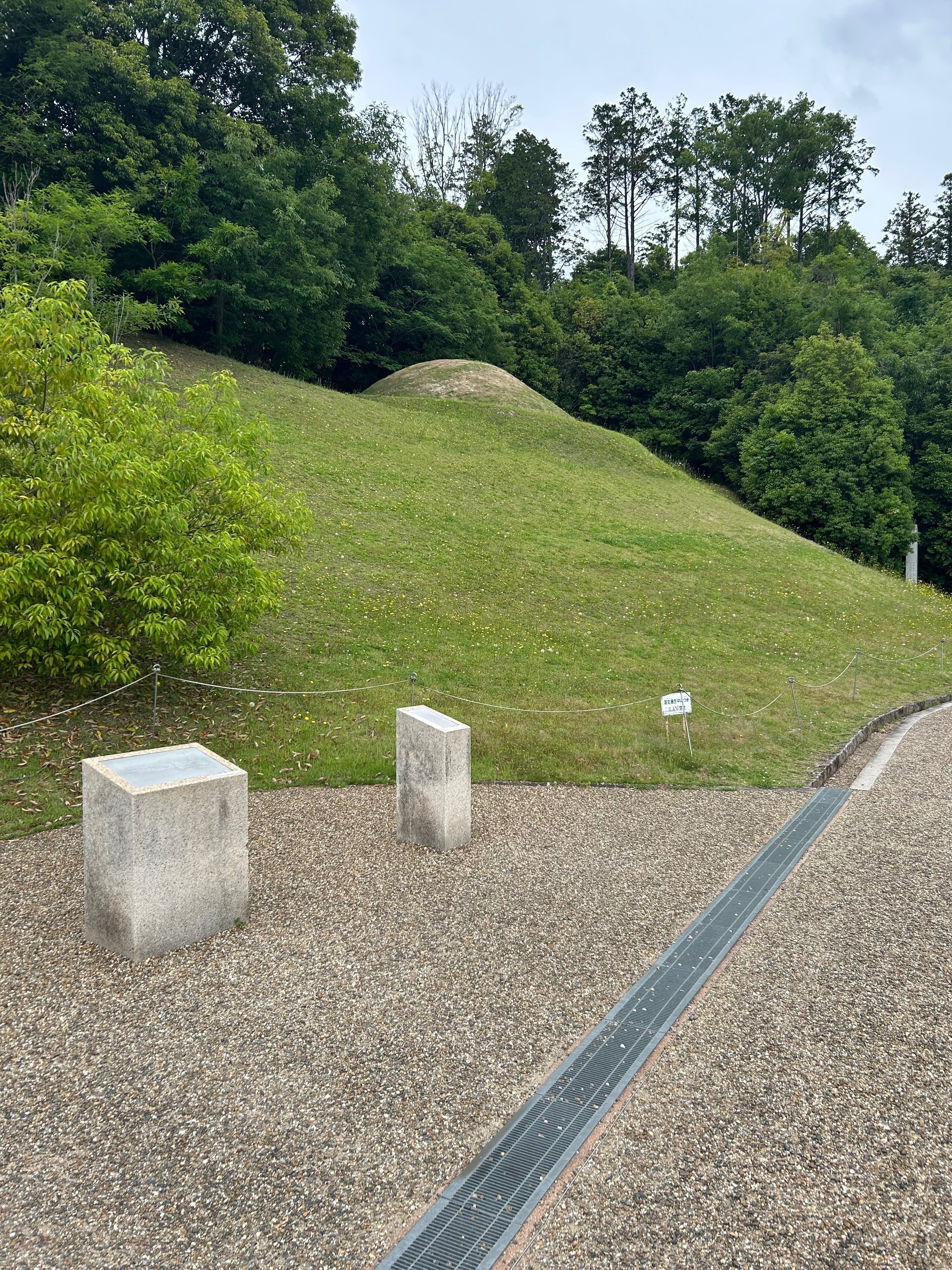 奈良見聞録3-6（キトラ古墳）｜kazu_7138