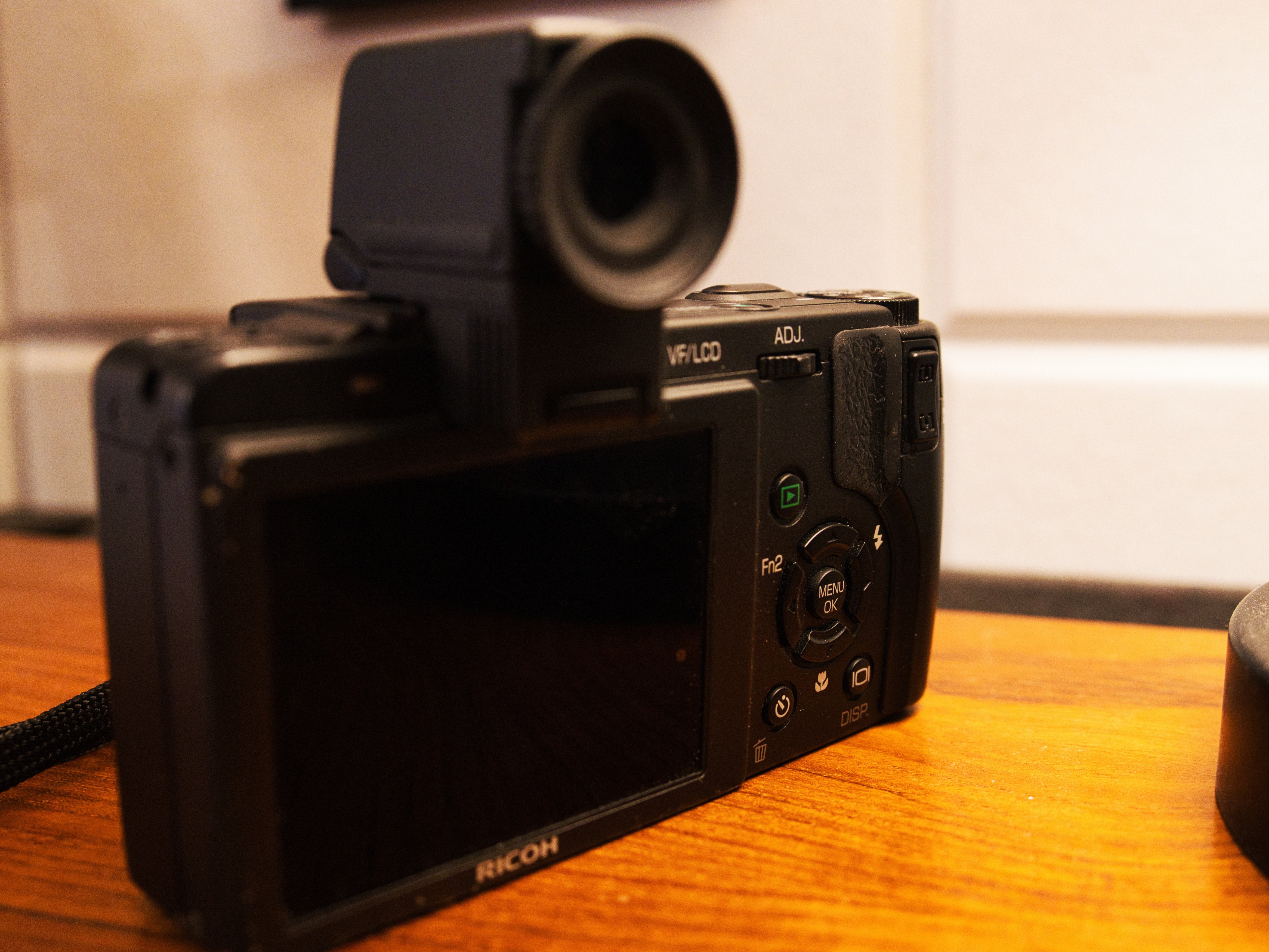RICOH GX200』オールドコンデジの味を噛みしめる。[作例あり