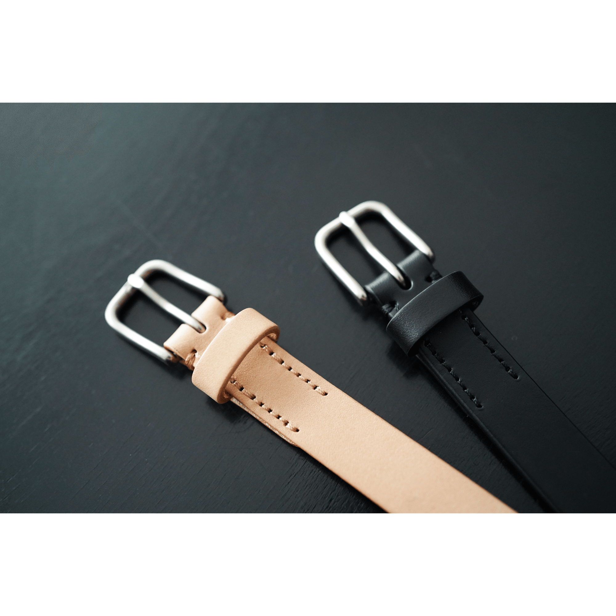 さりげない夏のお供。UNIQLO U ナローロングレザーベルト/ ssstein