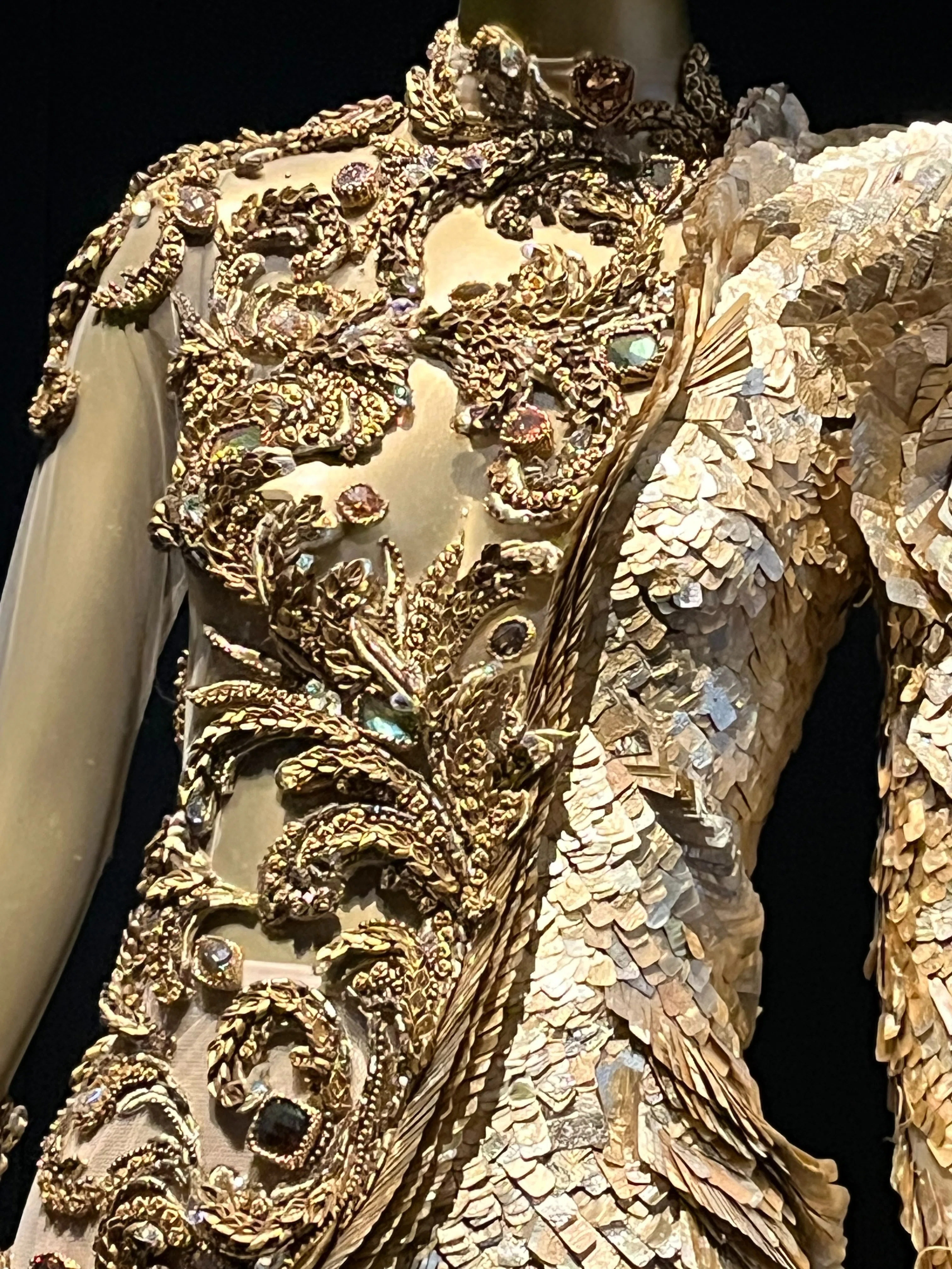 フランスの衣装と刺繍 パリ衣装美術館 フランスの衣装と刺繍 パリ衣装