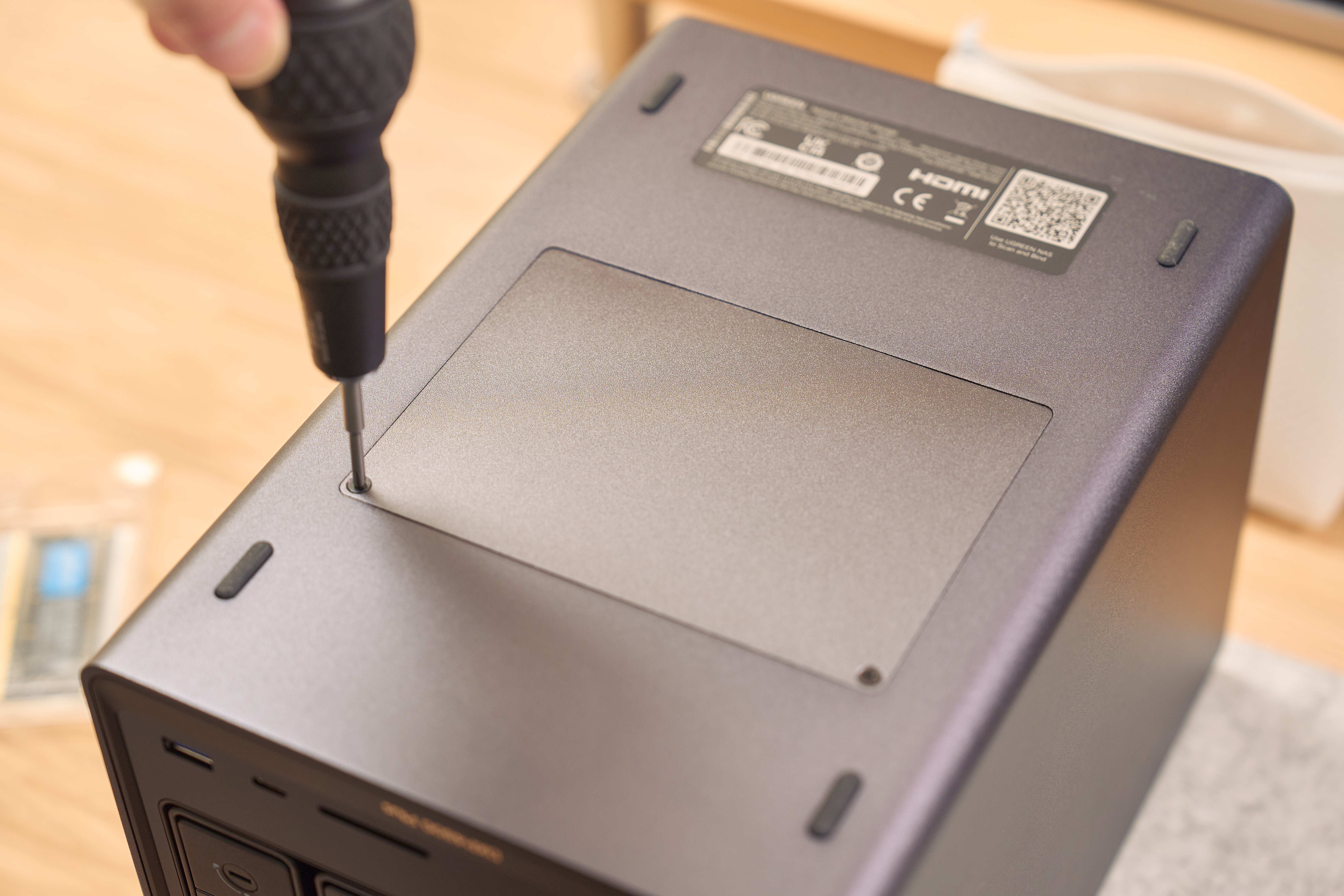UGREEN NASync DXP4800 Plus メモリ増設してみた | mcpでの活用
