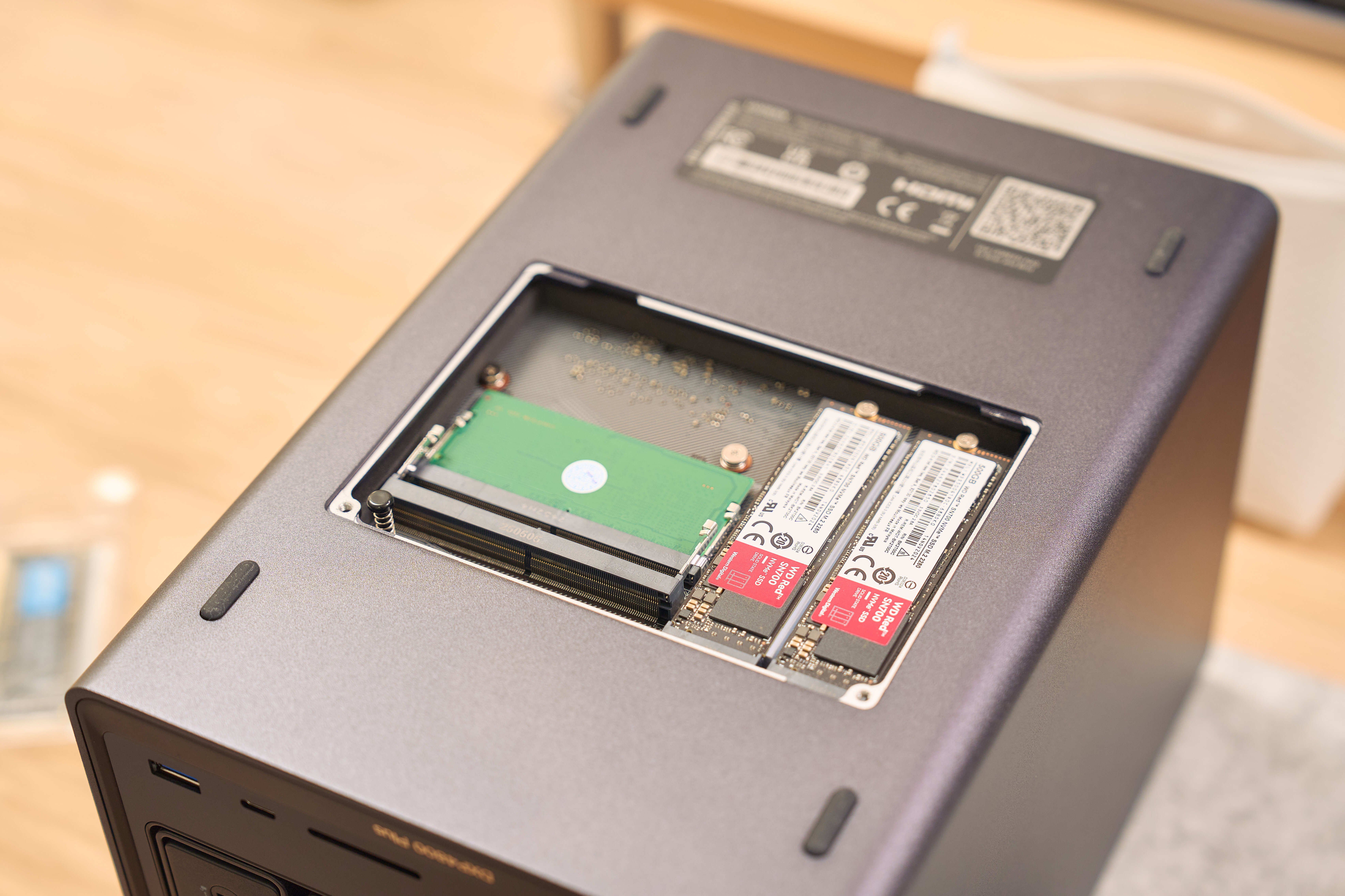 UGREEN NASync DXP4800 Plus メモリ増設してみた | mcpでの活用