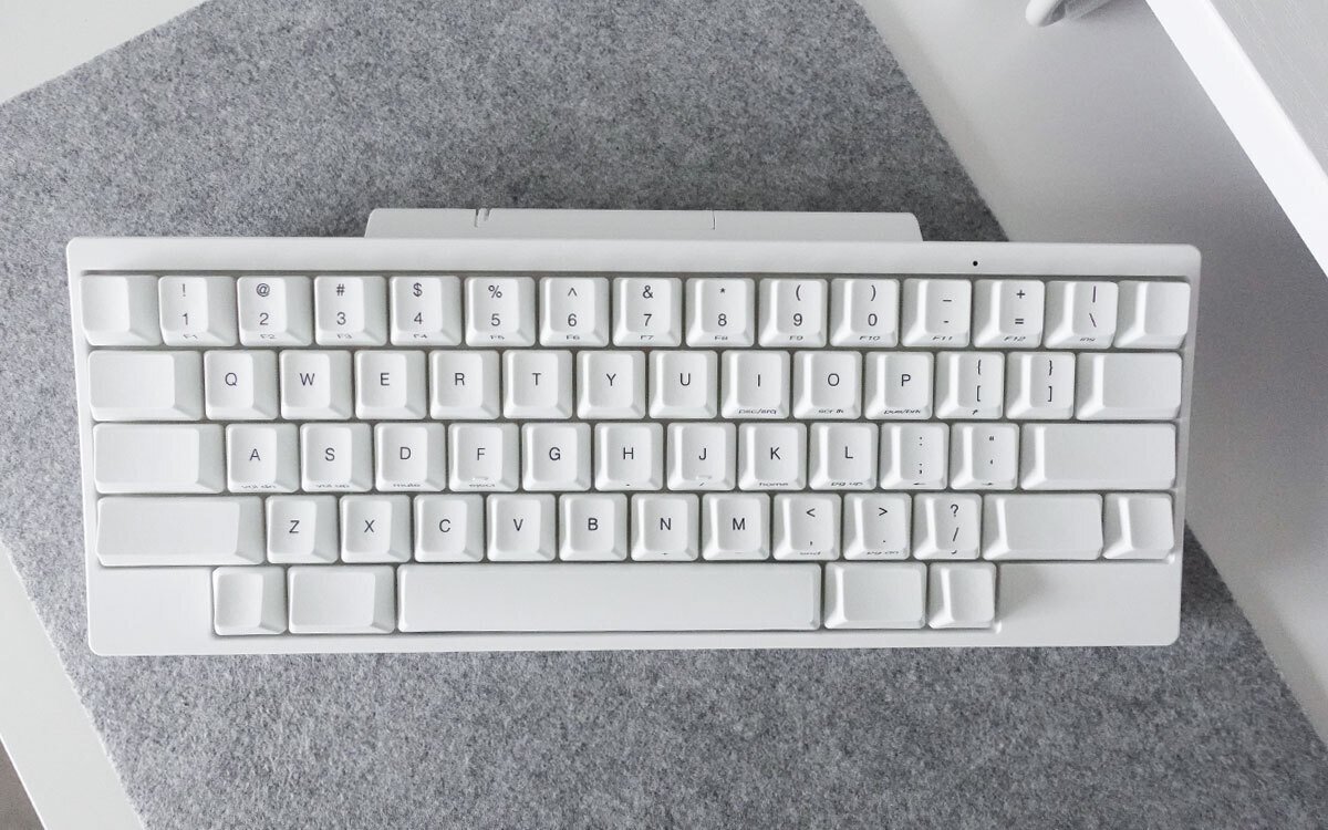 HHKB 無刻印 雪モデルのキーキャップを刻印タイプに交換した話