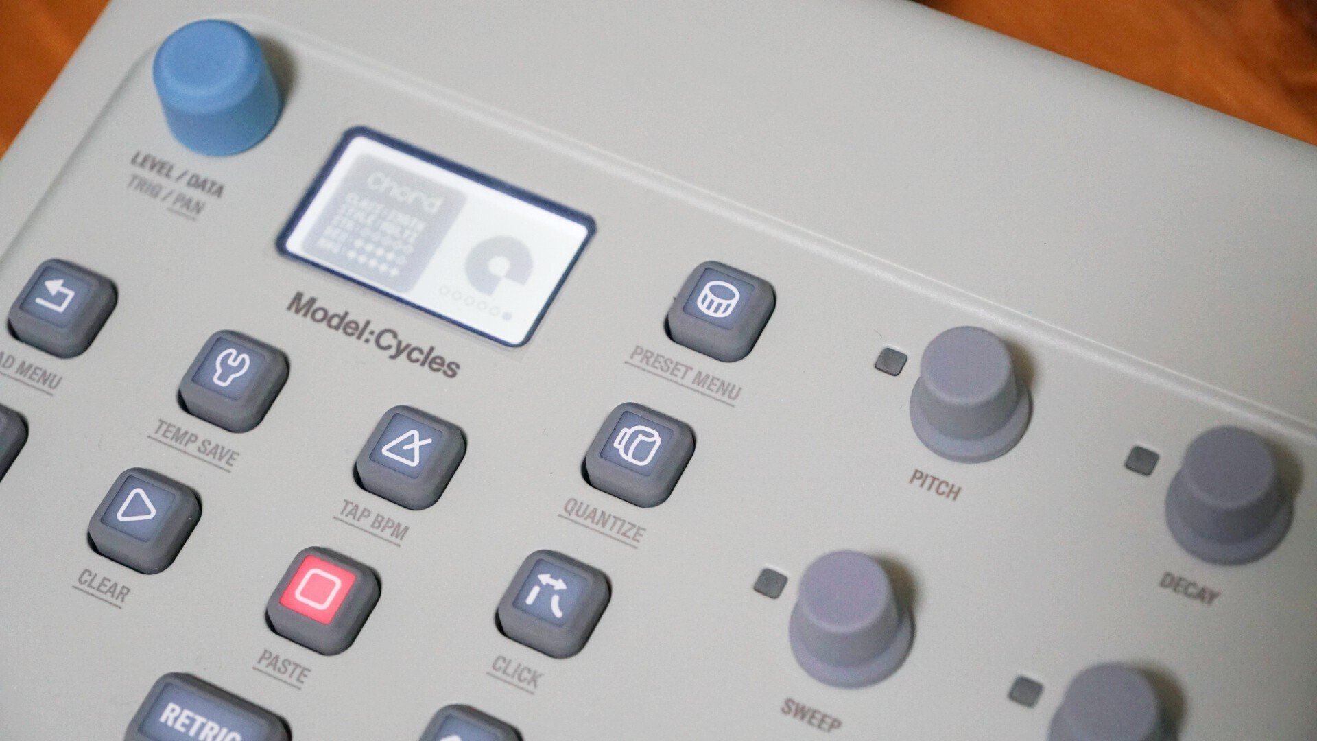 解説 】 CHORDマシン ➤➤➤ COLORノブによる コード構成音 の変化