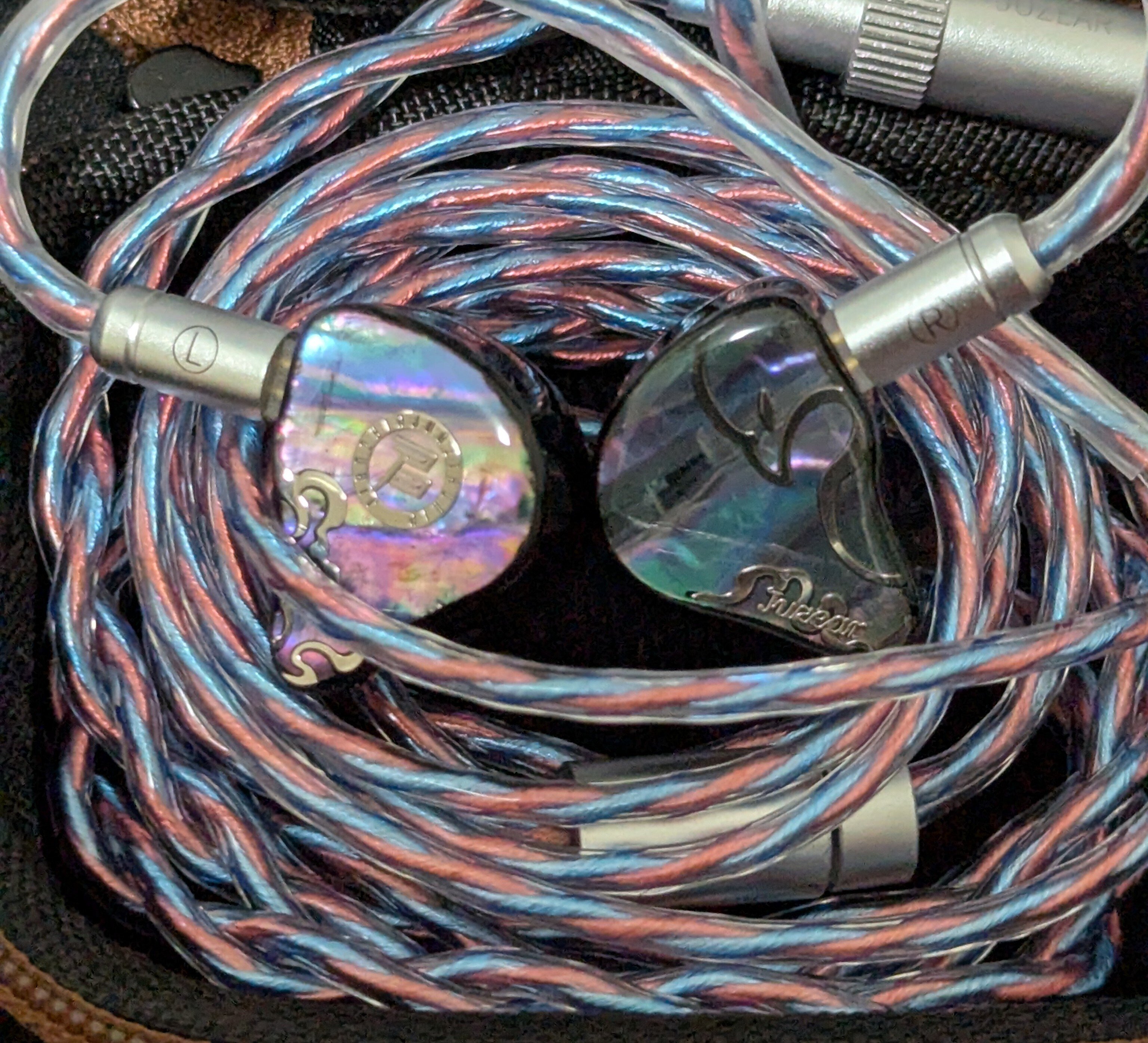 く*️様 JUZEAR 鳴神 DEFIANT JUZEAR x Z Reviews Defiant (鳴神)」 カラフルで魅力的な外観に
