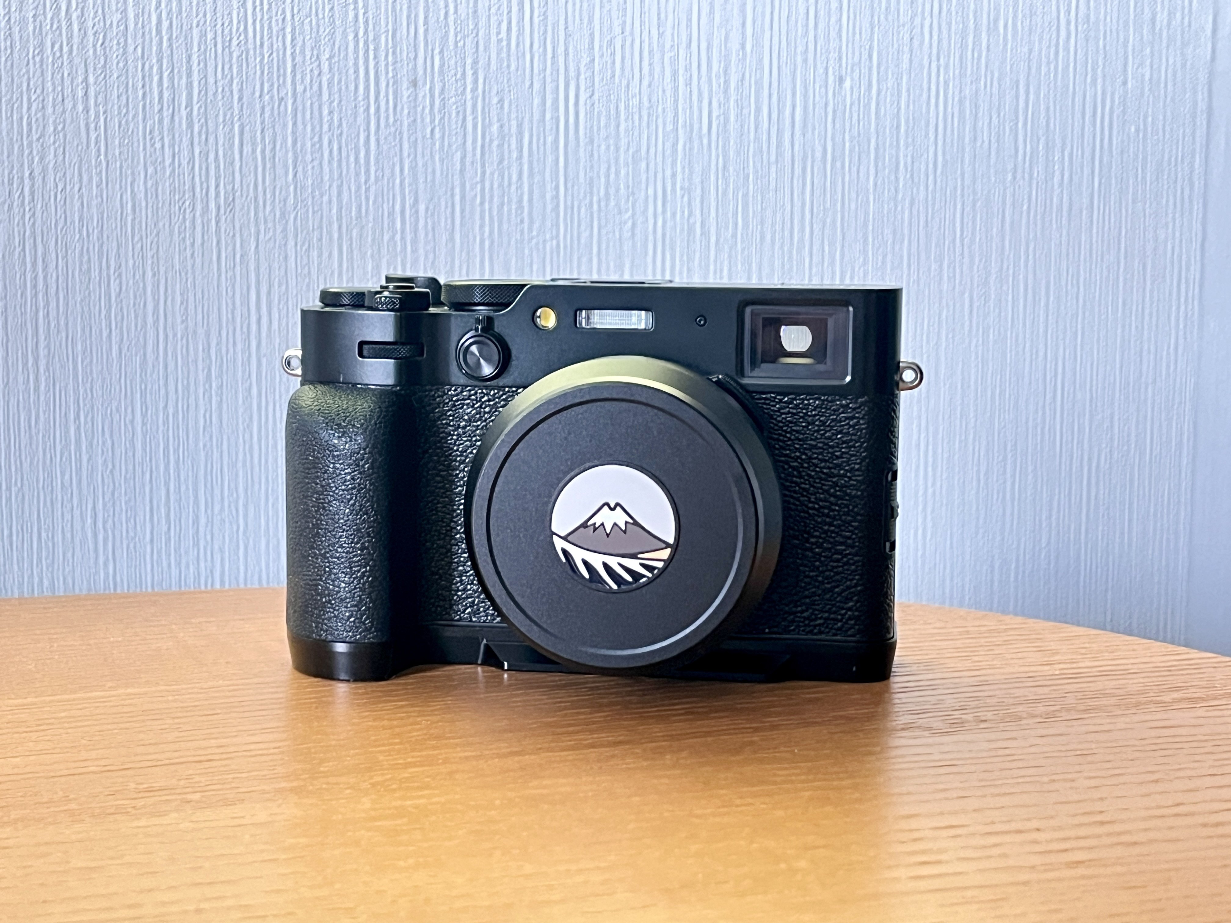 X100VIの所有満足度が跳ね上がった、たった1つの意外なアイテム｜KuroBox