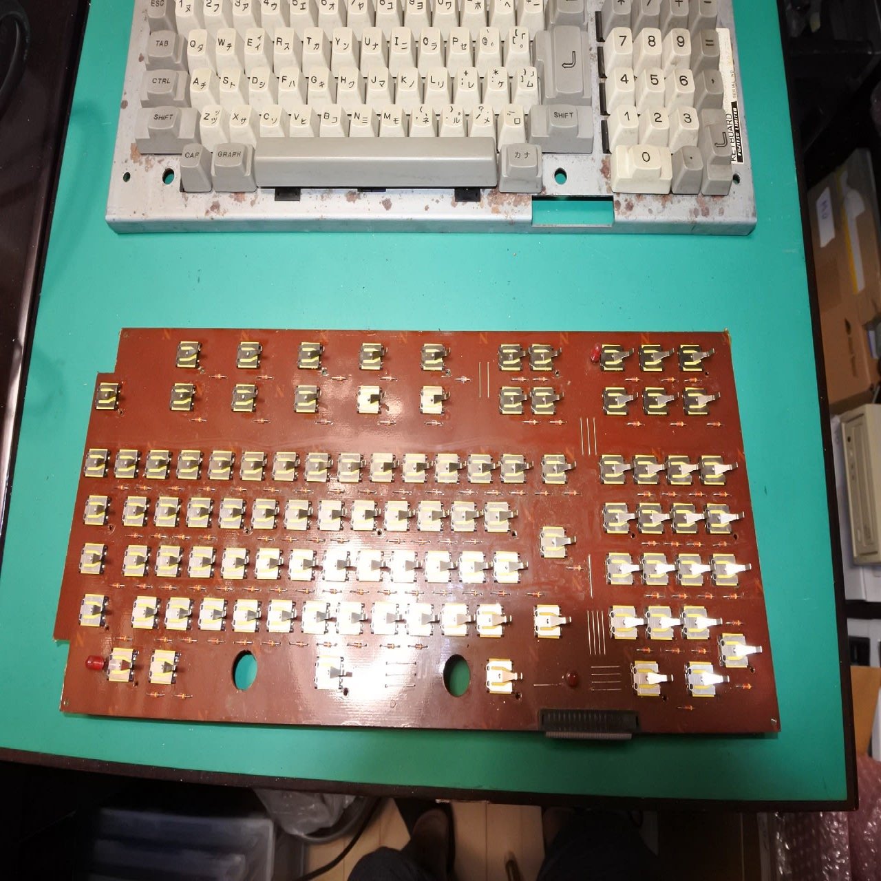 FM-7のキーボード修理｜Ryo Mukai