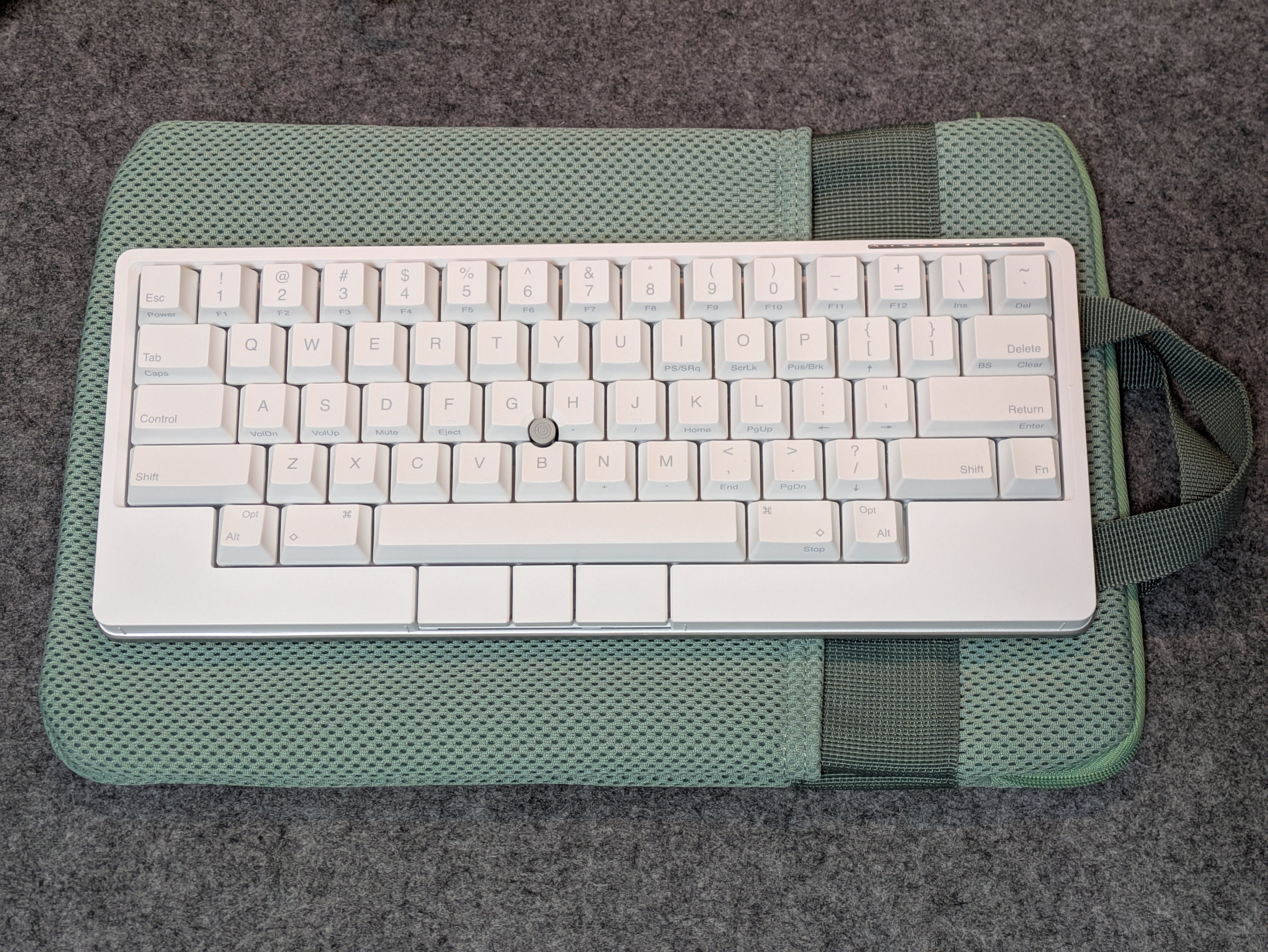 HHKB Studio のお供のあれこれ｜快適さを求めて｜tacoyaky