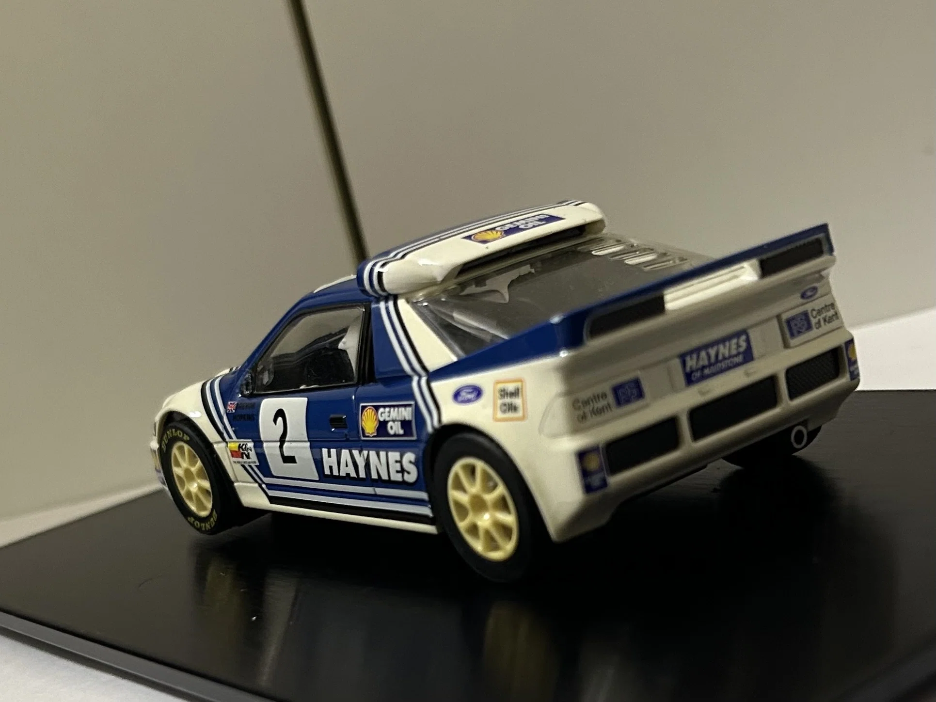 スロットカーレビュー] Scalextric Ford EU RS200 