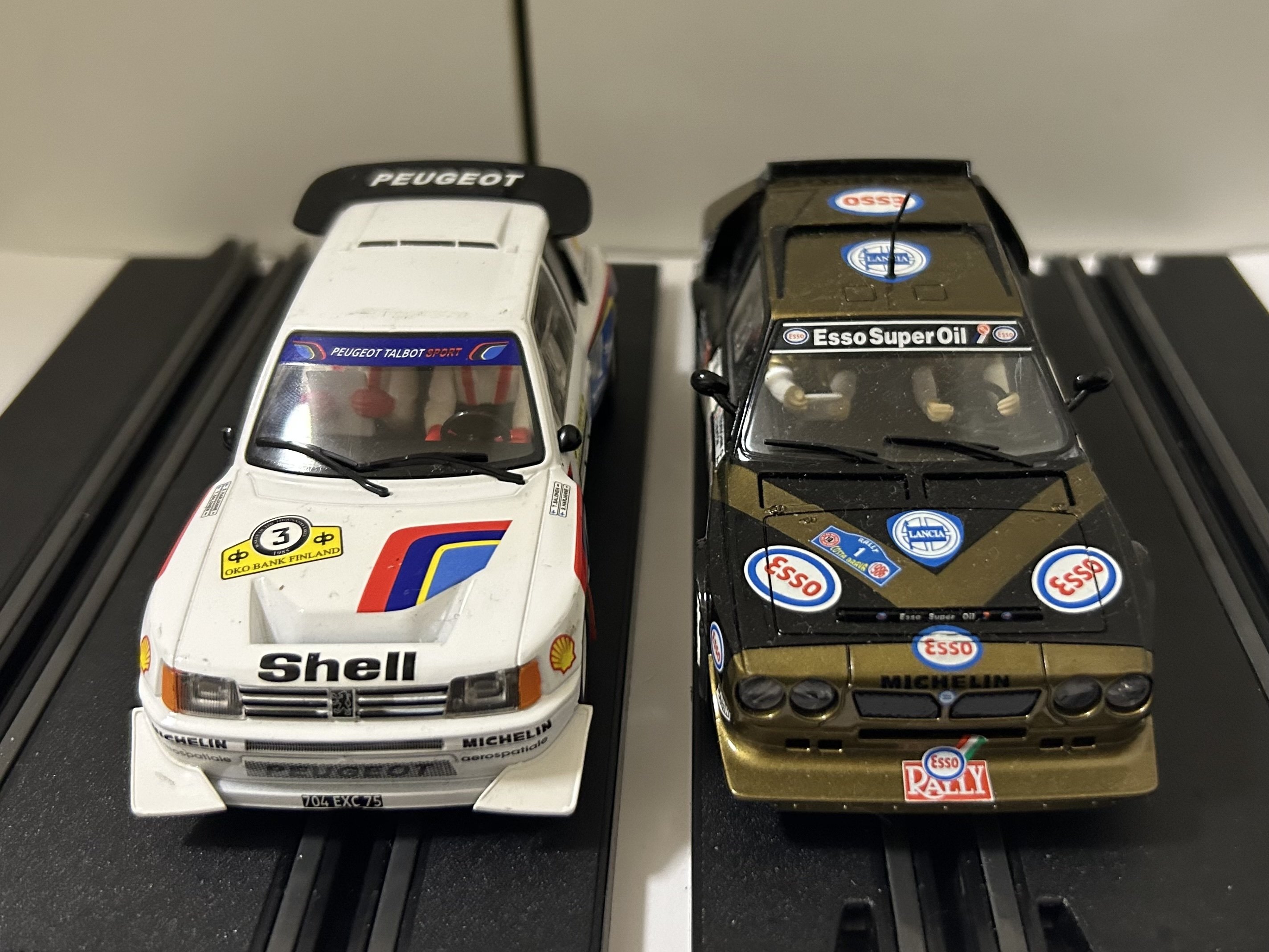 スロットカーレビュー] Scalextric Peugeot 205 T16 EvolutionⅡ