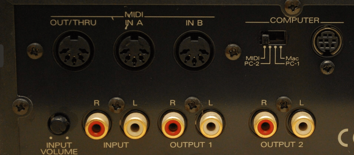 SC-88 + USB-MIDIインターフェース Roland SC-88 + MIDIインターフェースボード