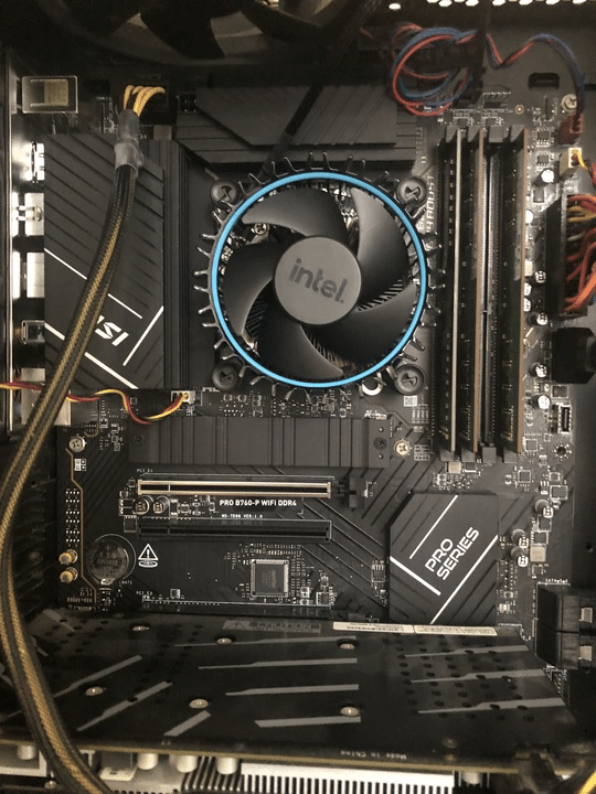 サブマシンのCPUとマザーボードをi5 14400FとMSI PRO-P WIFIに