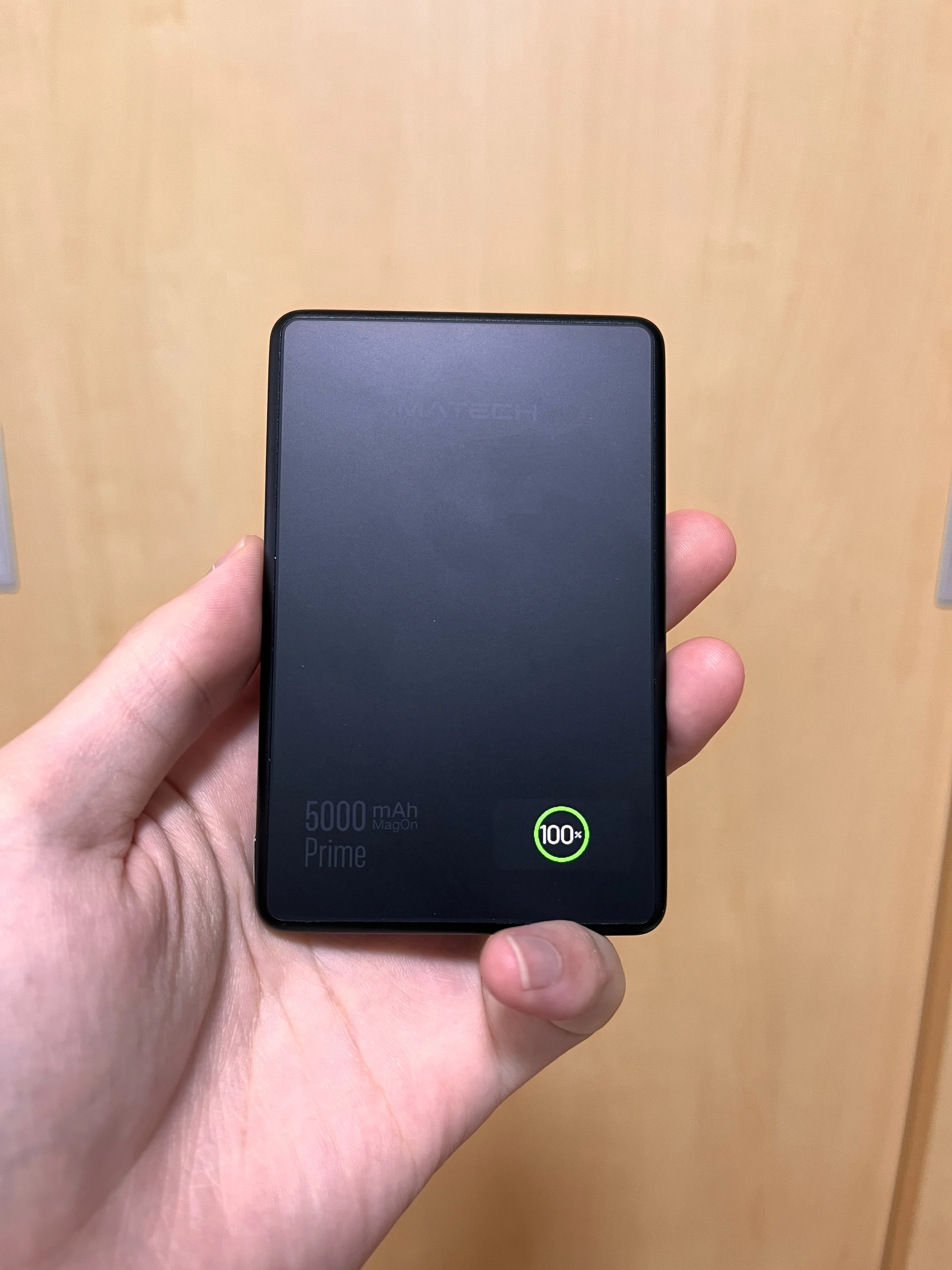 熱さが気にならないモバイルバッテリー｜MATECH(マテック)® MagOn