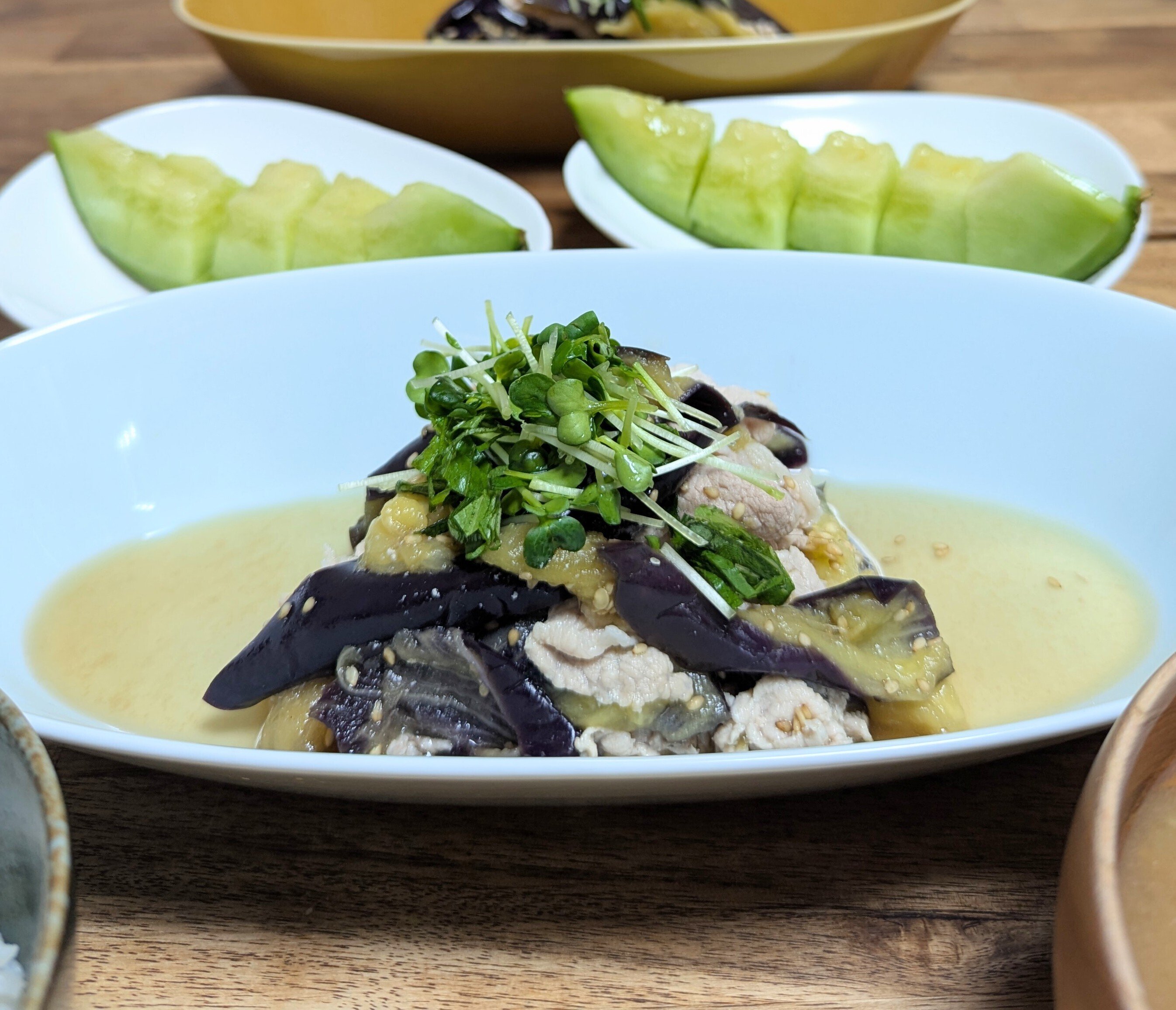 茄子しかないけどなに作る？ ごはん泥棒、召喚しました｜太田 みき