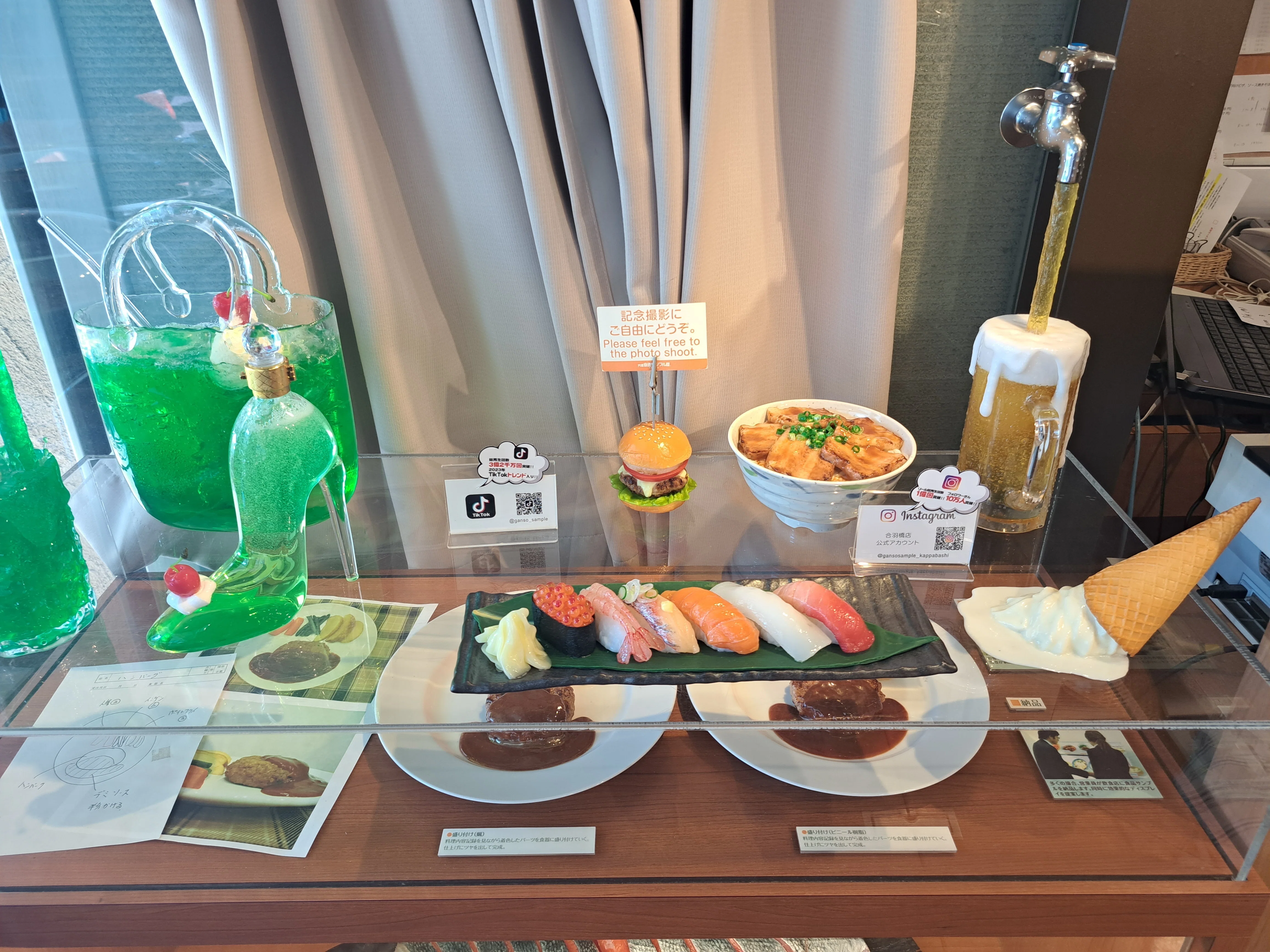 観】元祖食品サンプル屋TOKYO｜ジロ頭巾