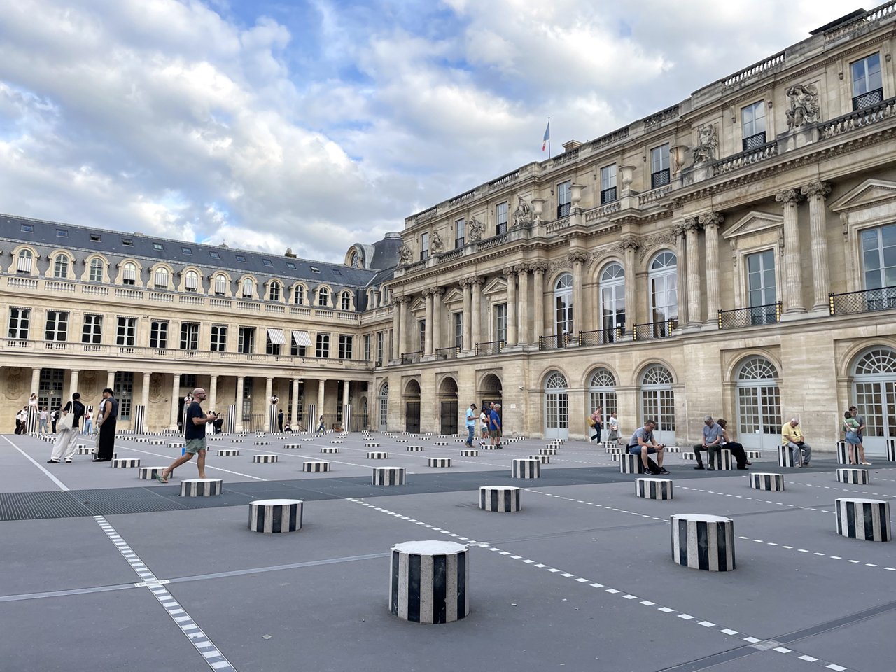 パリの街角~パレ・ロワイヤル パレ・ロワイヤル｜パリ観光地｜パリ観光サイト「パリラマ Paris-rama」