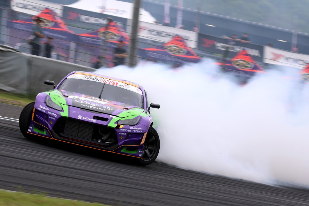 キャノンのちょい古な望遠ズームでスポーツランドSUGOのフォーミュラー