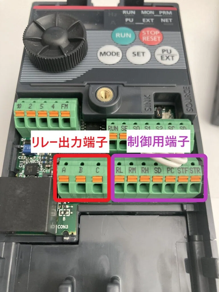 インバータ、外部信号から正転、逆転、変速動作を解説します！｜小さな