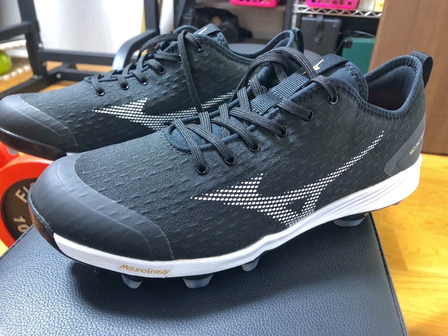 新しいスパイク｜草野球野郎のケヴィン町田