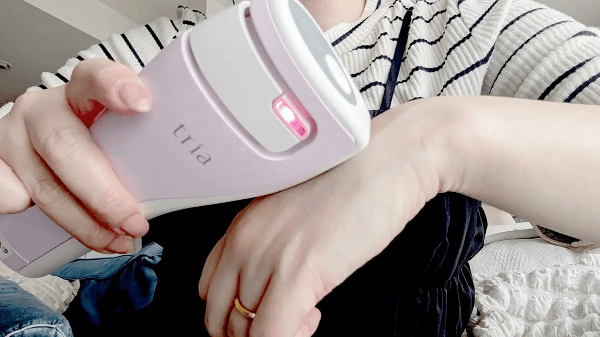 トリア   ♡美顔器♡ 2025年再販】Tria トリア スムースビューティー レーザー美顔器