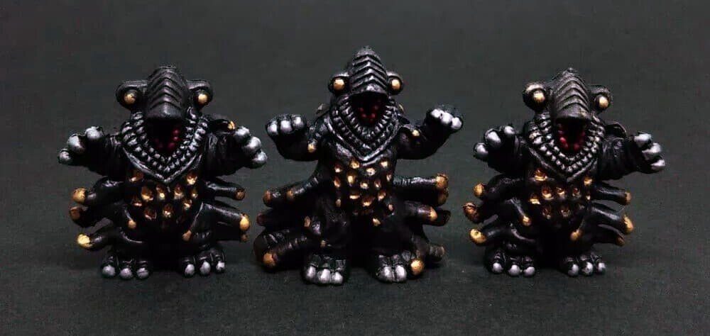 ウルトラ怪獣消しゴム　アブドラールス　黒　ポピー アブドラールス】怪獣消しゴムを塗る！｜レイレイ