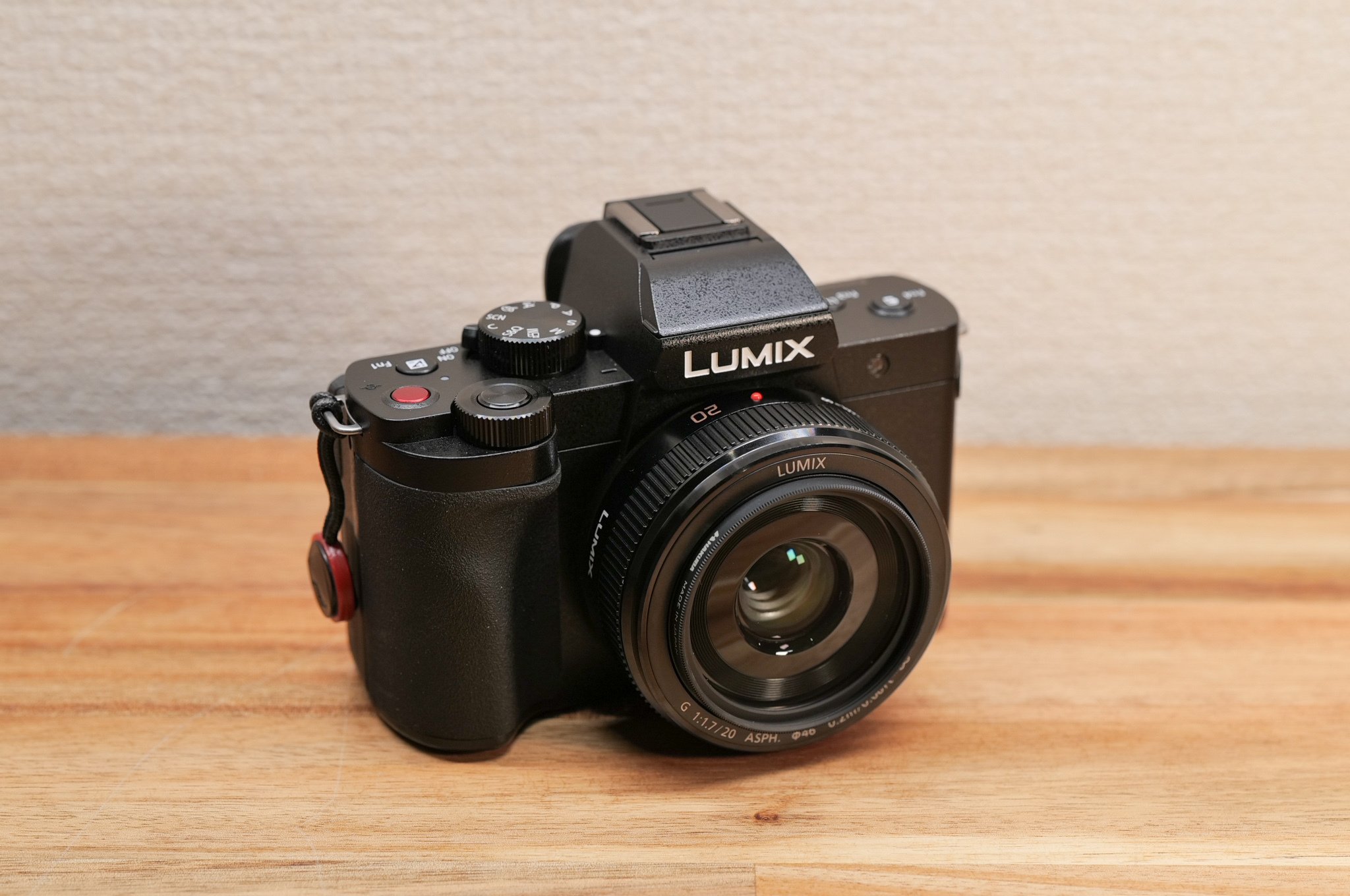 LUMIX DC-G100D マイクロフォーサーズ