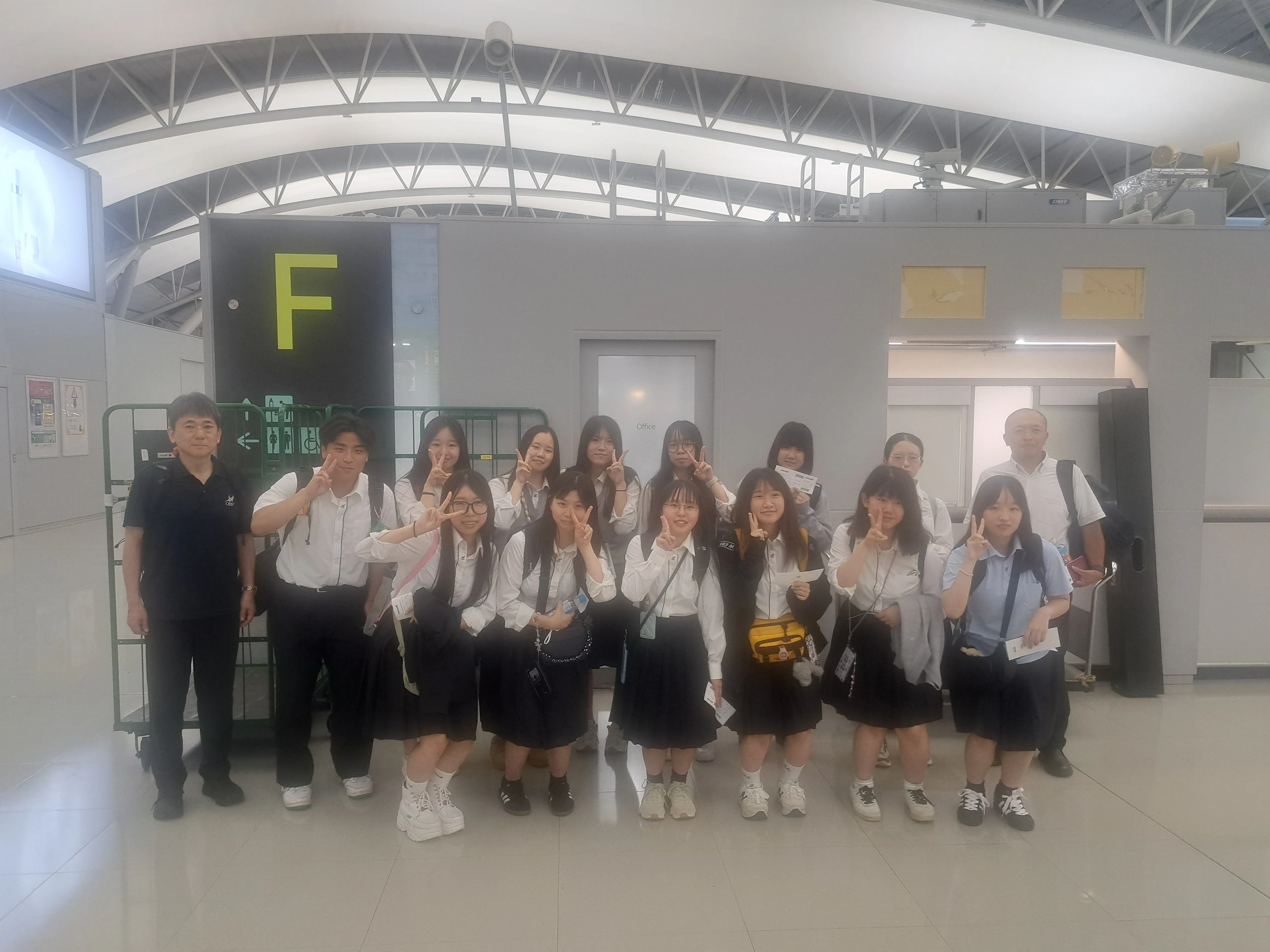 オーストラリア研修】出発｜大阪府立大阪ビジネスフロンティア高等学校
