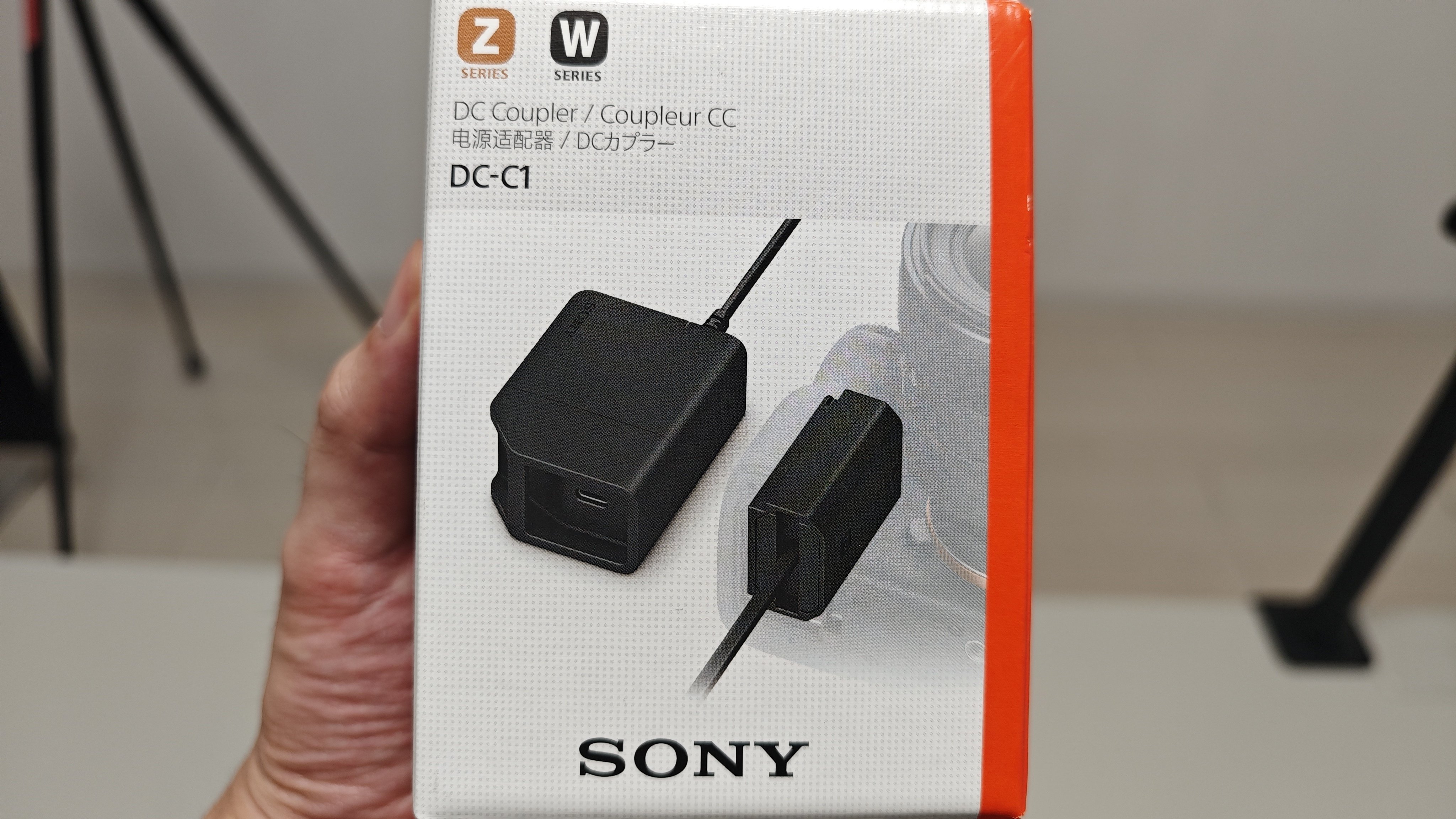 SONYのαカメラのバッテリーNP-FZ100の純正カメラ用DCカプラー DC
