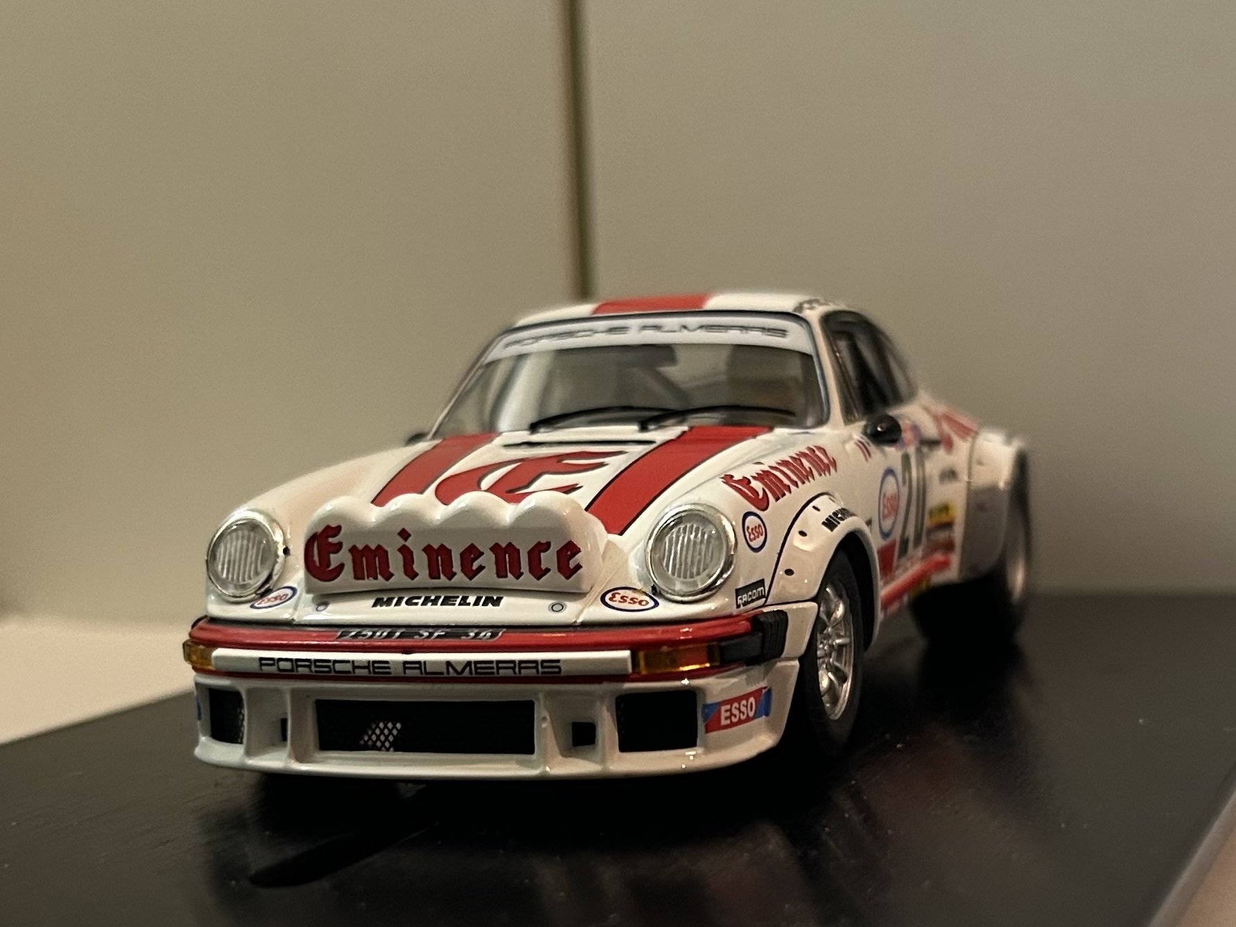 スロットカー フライ ポルシェ スロットカーレビュー] FLY Porsche 911 SC 