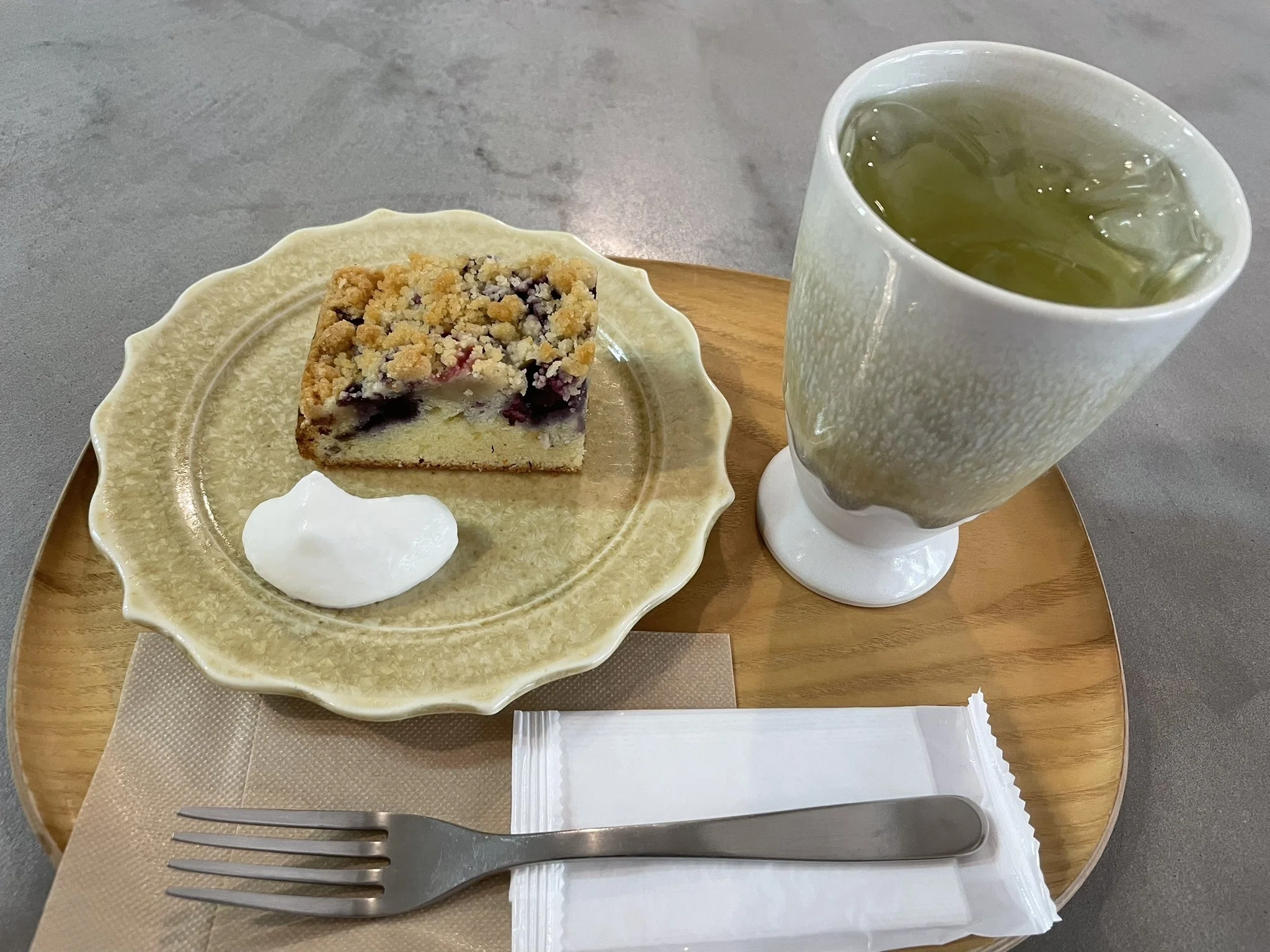 福島市】一人席が基本の日本茶カフェ「suishoku」｜ギフテッドな精神
