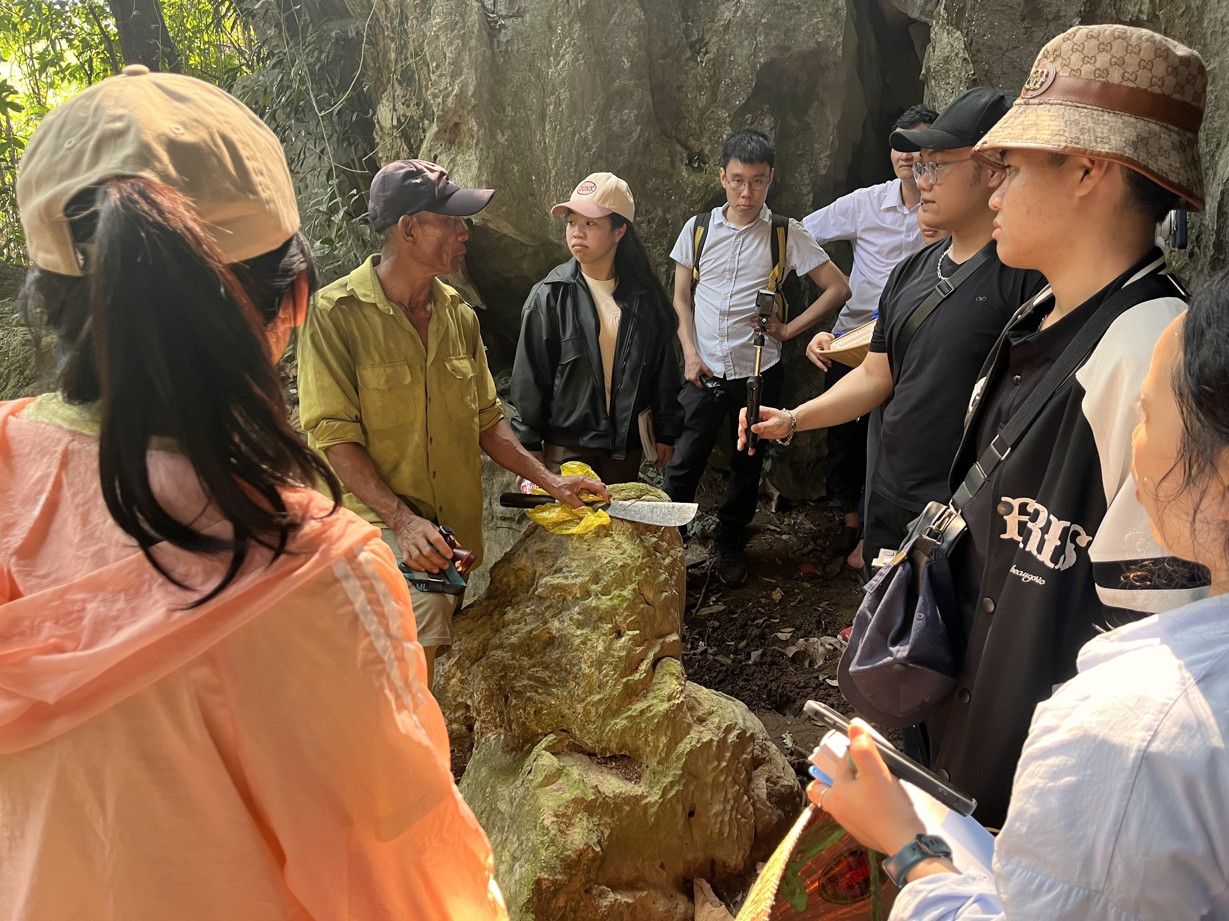 現地でみつけたベトナムの少数民族の心豊かな生活｜山梨県立大学【公式】