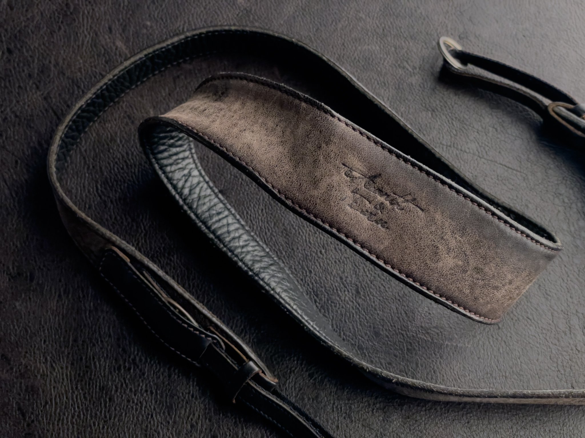 10年ぶりのAcruストラップ / 寿命タイマーのない世界｜澤村 徹