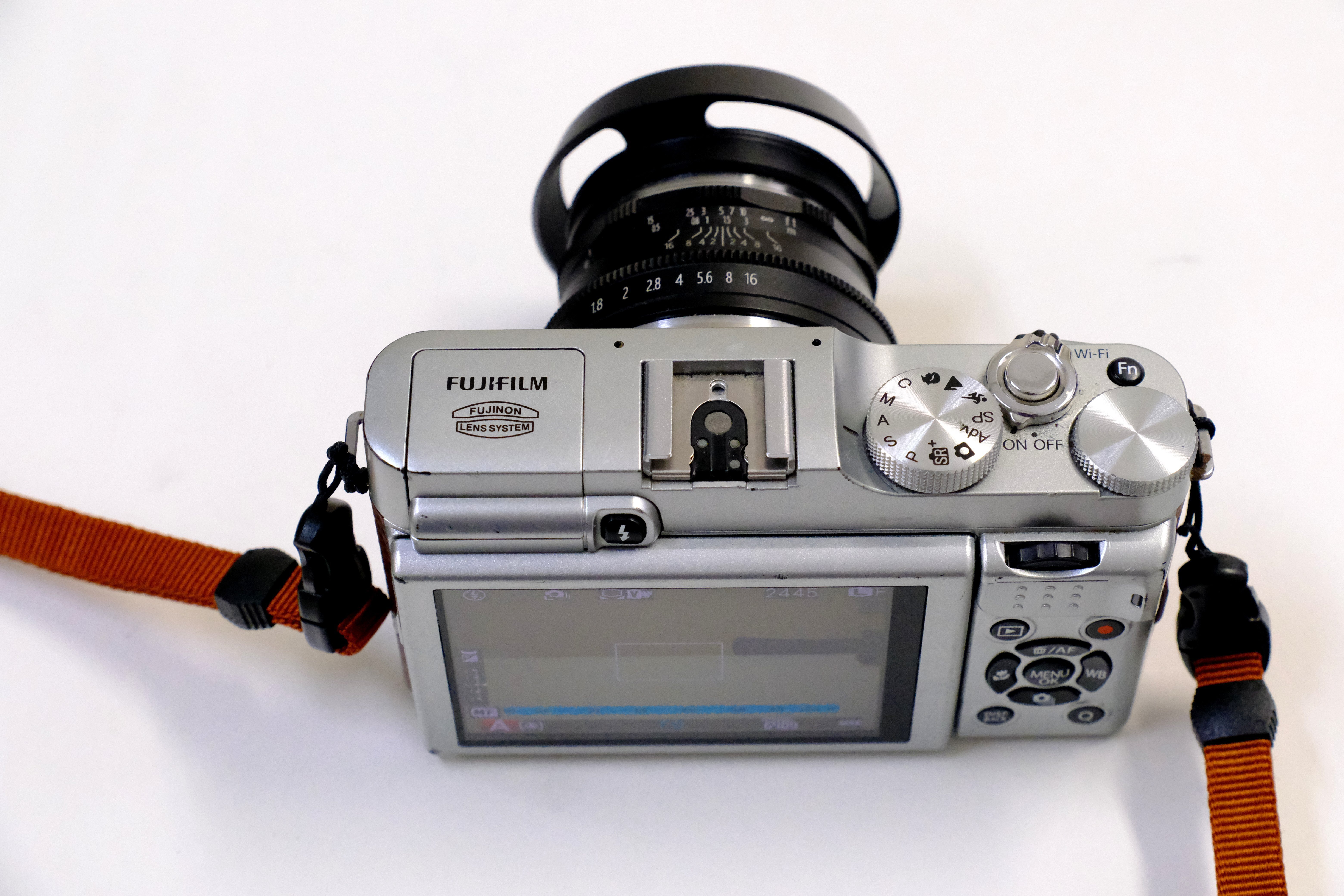 フジフィルムX-A1と中華レンズ｜Heira.K