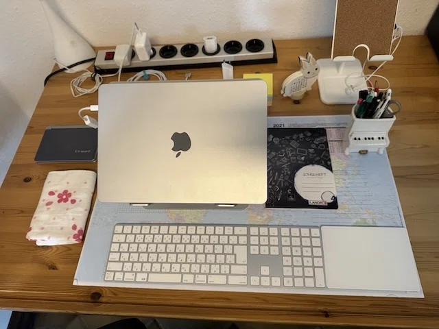 ノートPC好きな在独の私のデスクツアー｜たむらしろうさぎ