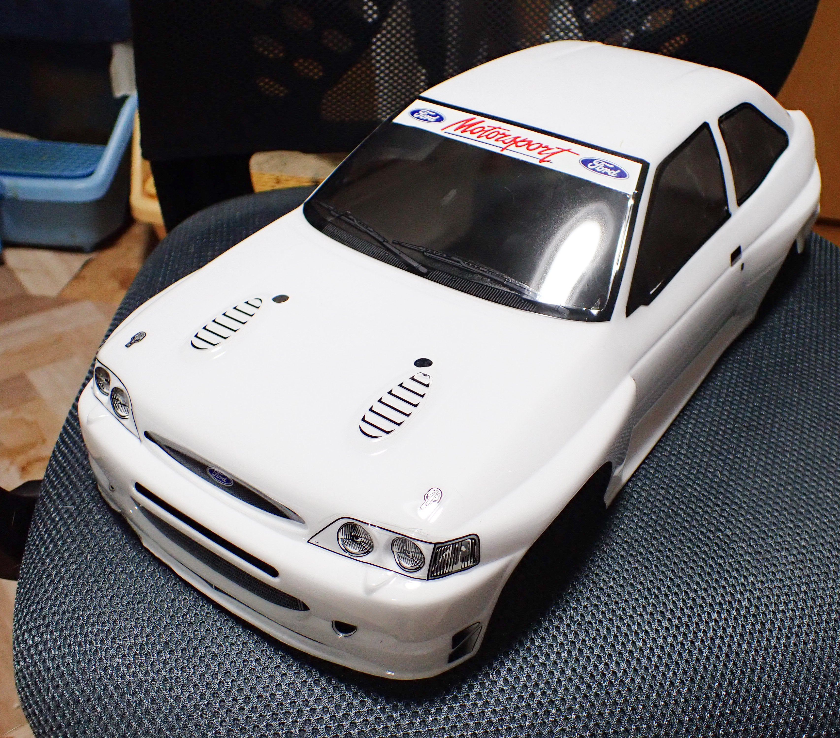 ラジコンボディ　エスコートラリー タミヤ MF-01X フォード エスコート Mk.II ラリー CVAダンパー