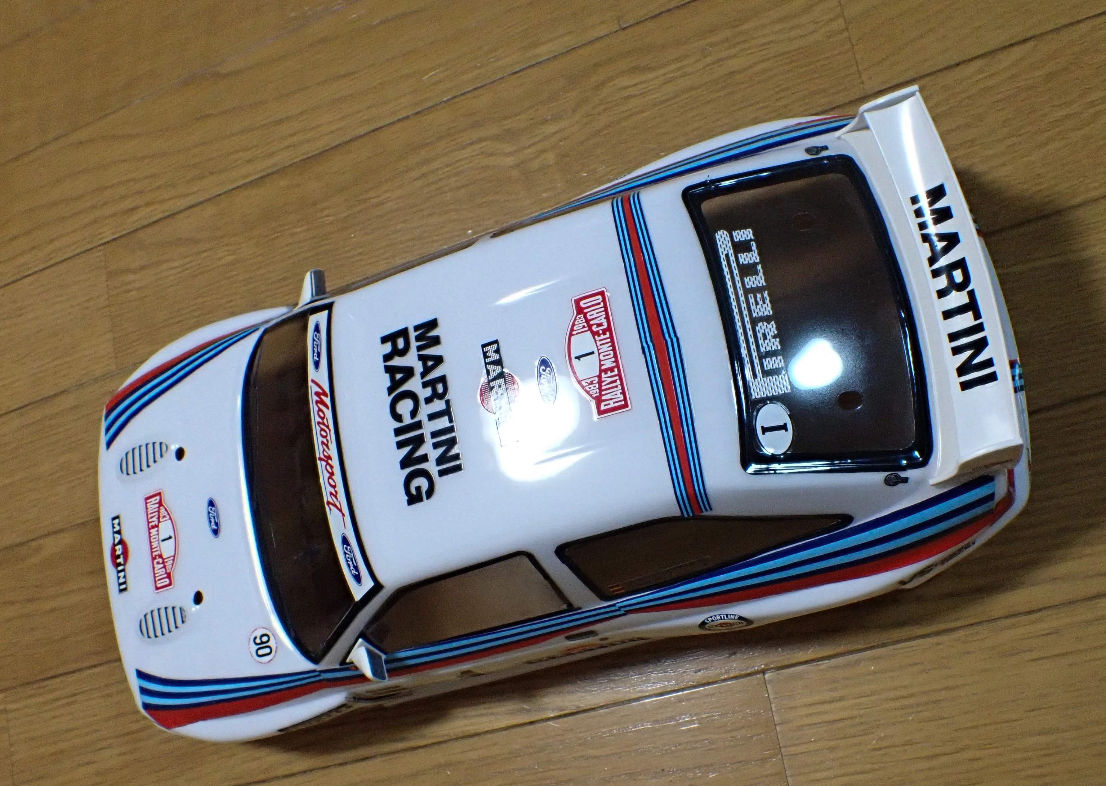 ラジコンボディ タミヤ エスコートカスタム ランチア037ラリー風｜セる