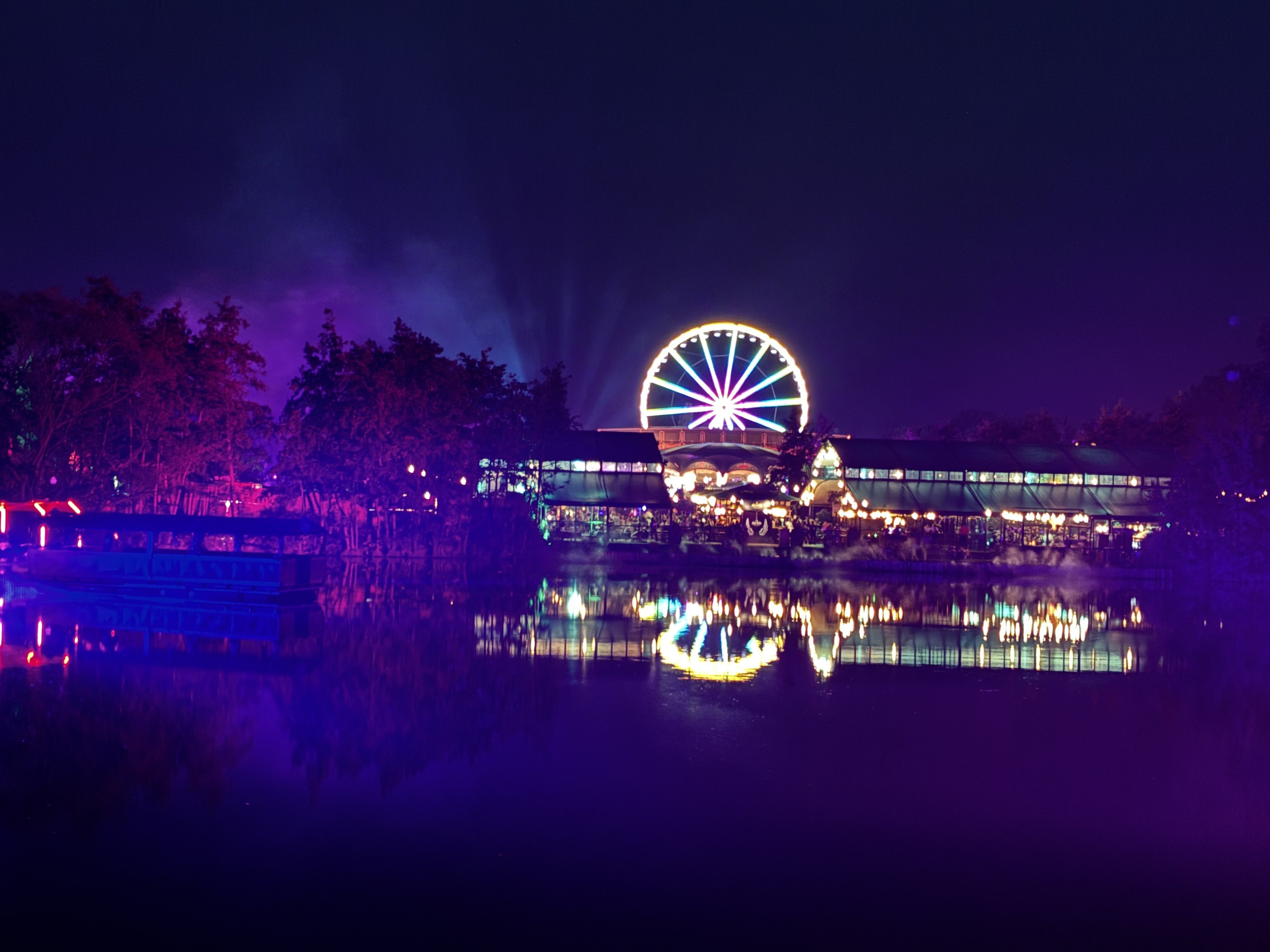 TOMORROWLAND - mogchan 7日までお取り置き お願いだからレッカーしないでぇ～。俺まだ走れるよぉ