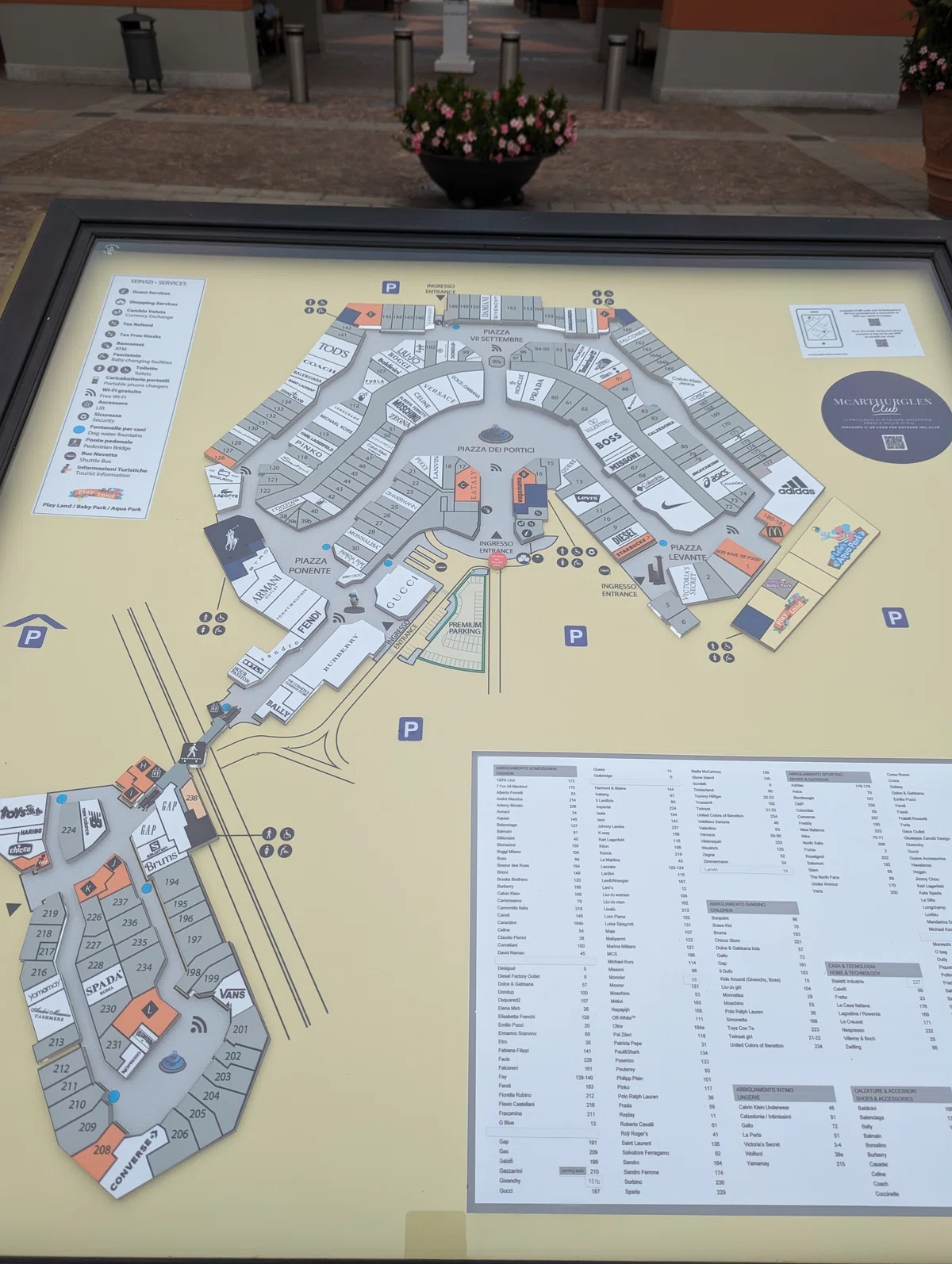 serravalle-designer-outlet-spaintrotteryuki