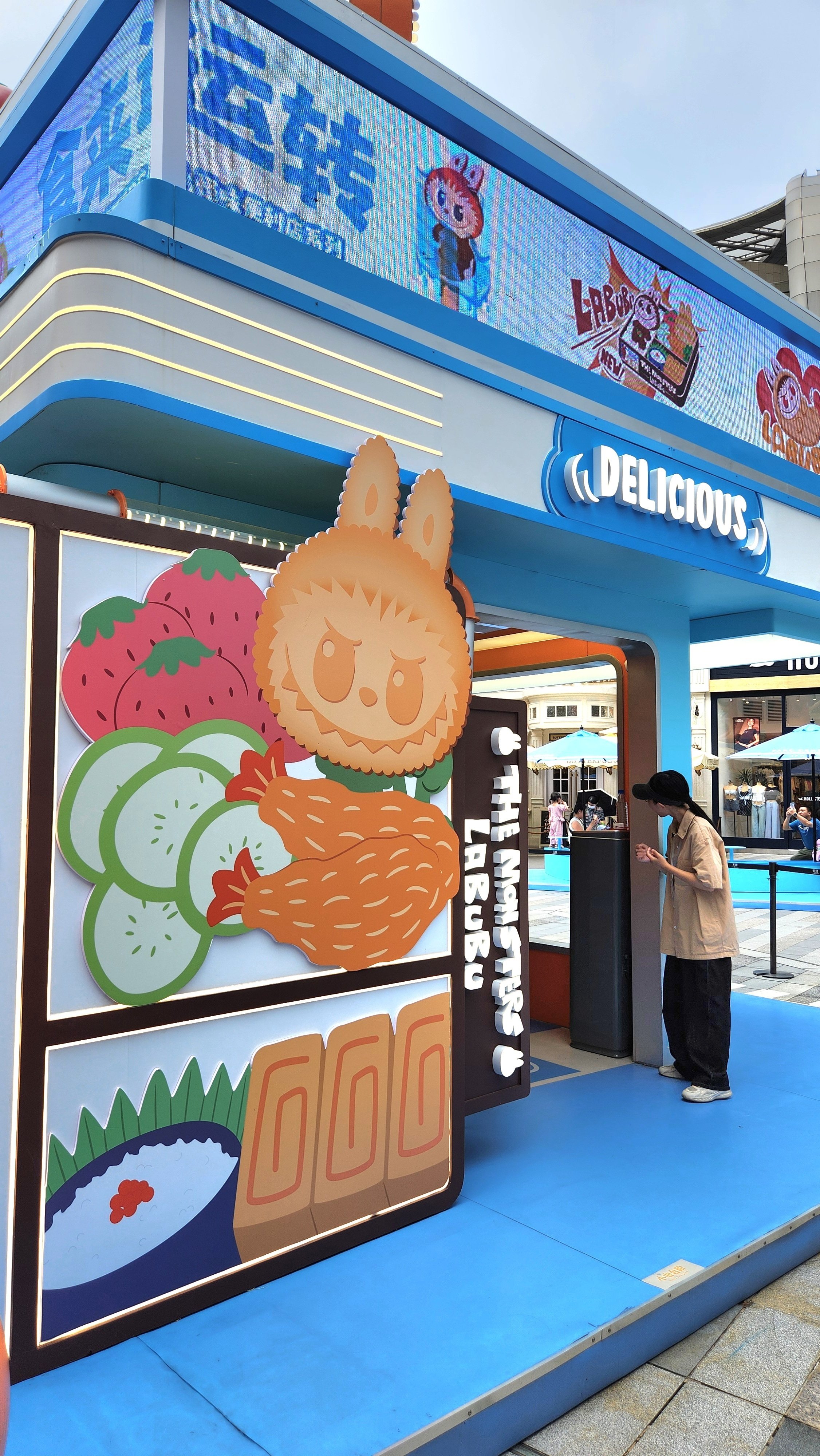 POPLAND ラブブ ヘアバンド　北京限定 mokoko popland ラブブに会える！中国 北京にあるポップランドに行ってみた