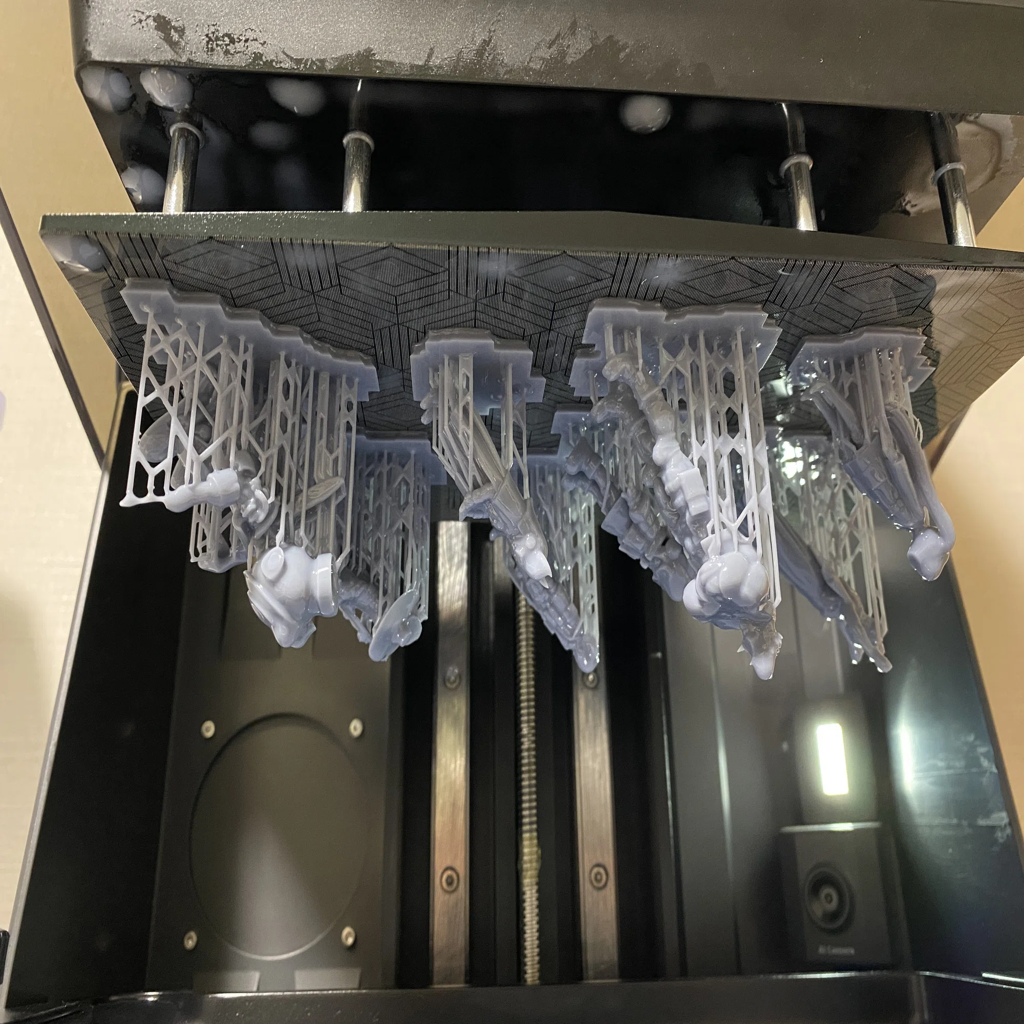 3Dプリント初心者でも安心！ユーザーフレンドリーな3Dプリンター 