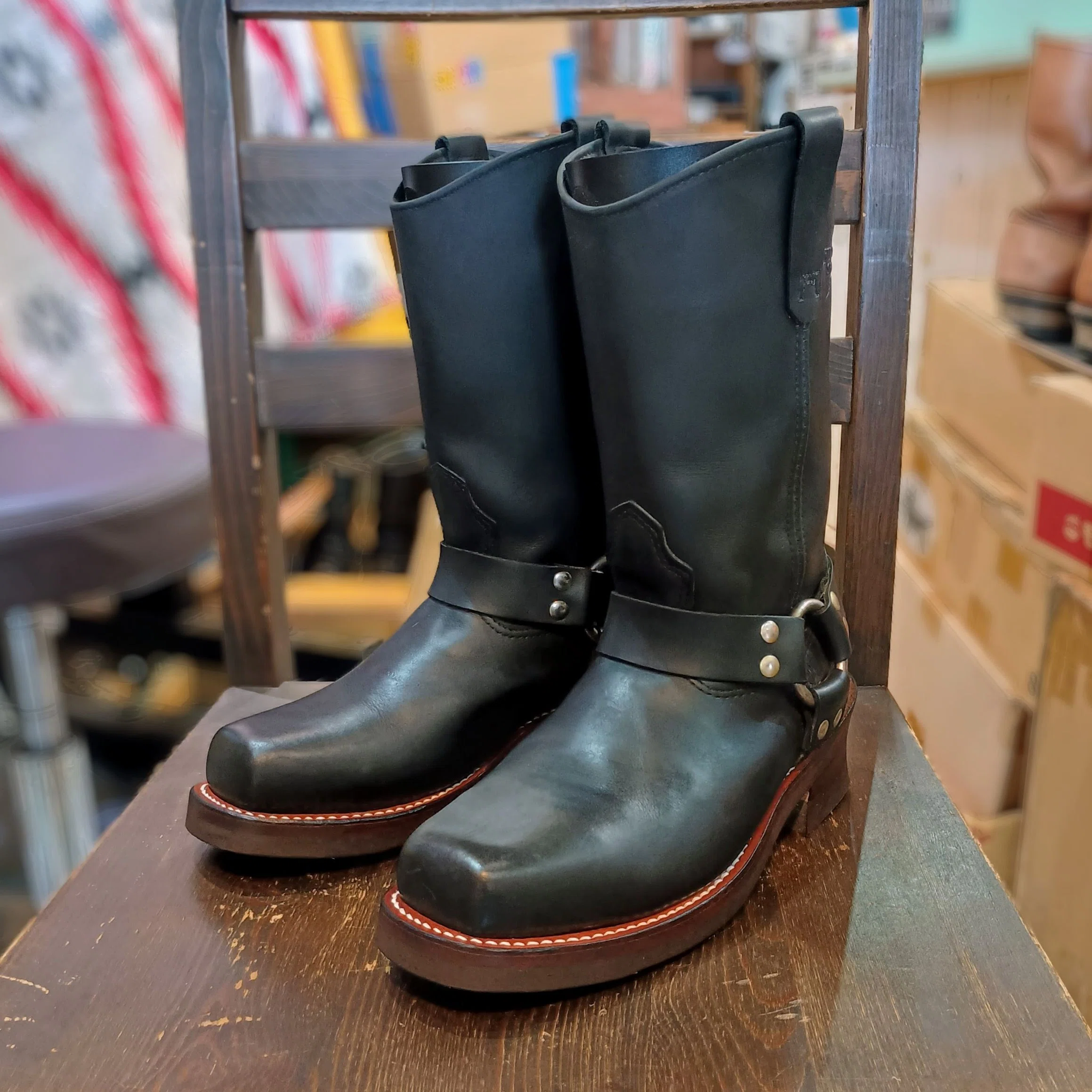 Resole/ソールカスタム】RED WING#8806+Dr.Sole｜CREA Repair