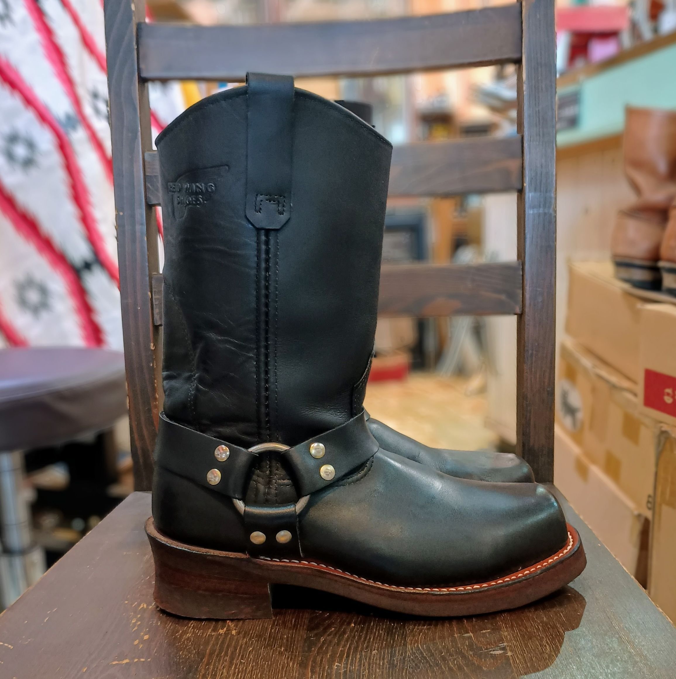 RED WING SHOES エンジニアブーツ 8806 9.5 USA Resole/ソールカスタム】RED WING#8806+Dr.Sole｜CREA Repair