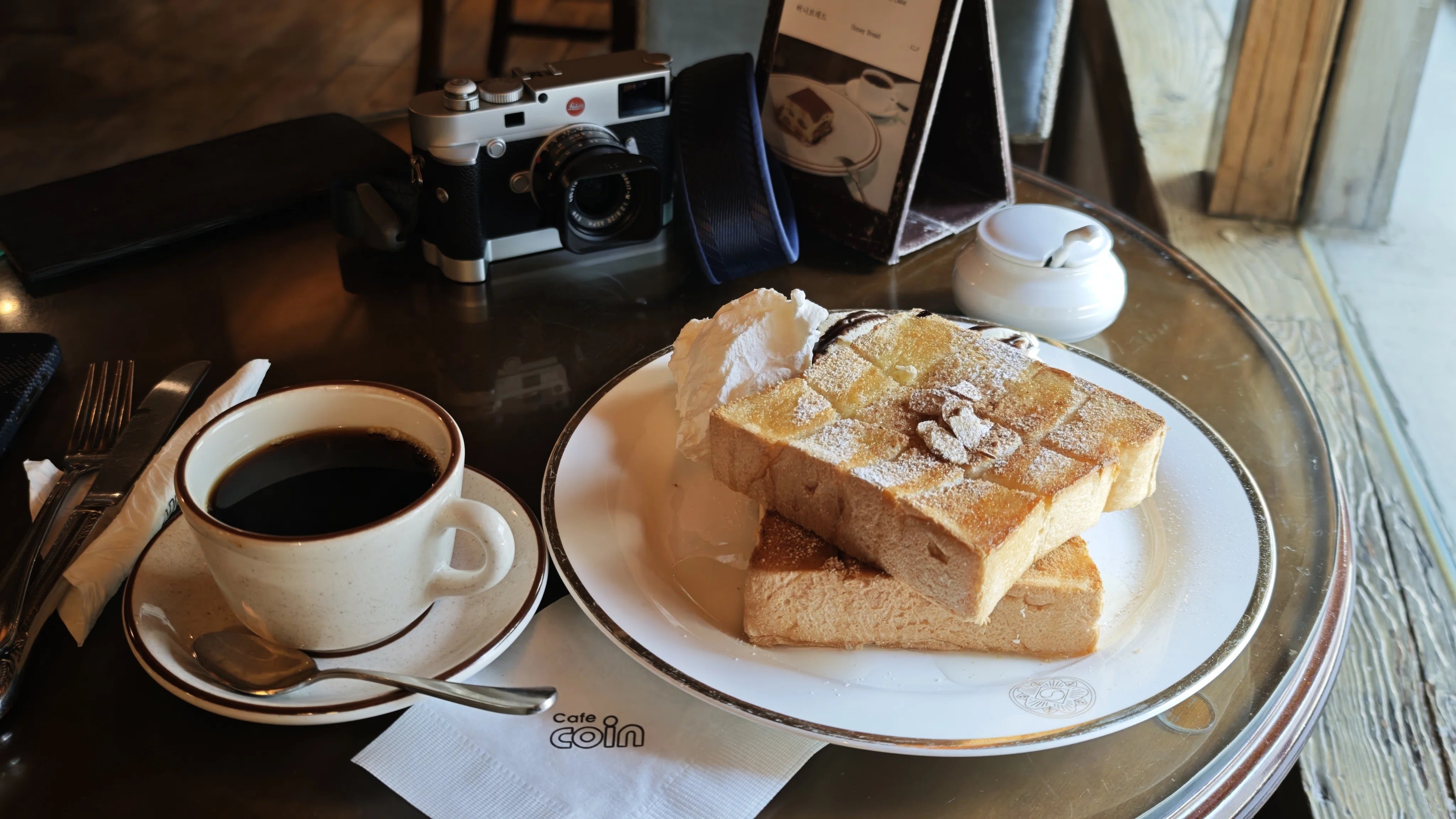 SFC修行と明洞カフェの朝｜田路昌也（TJ)