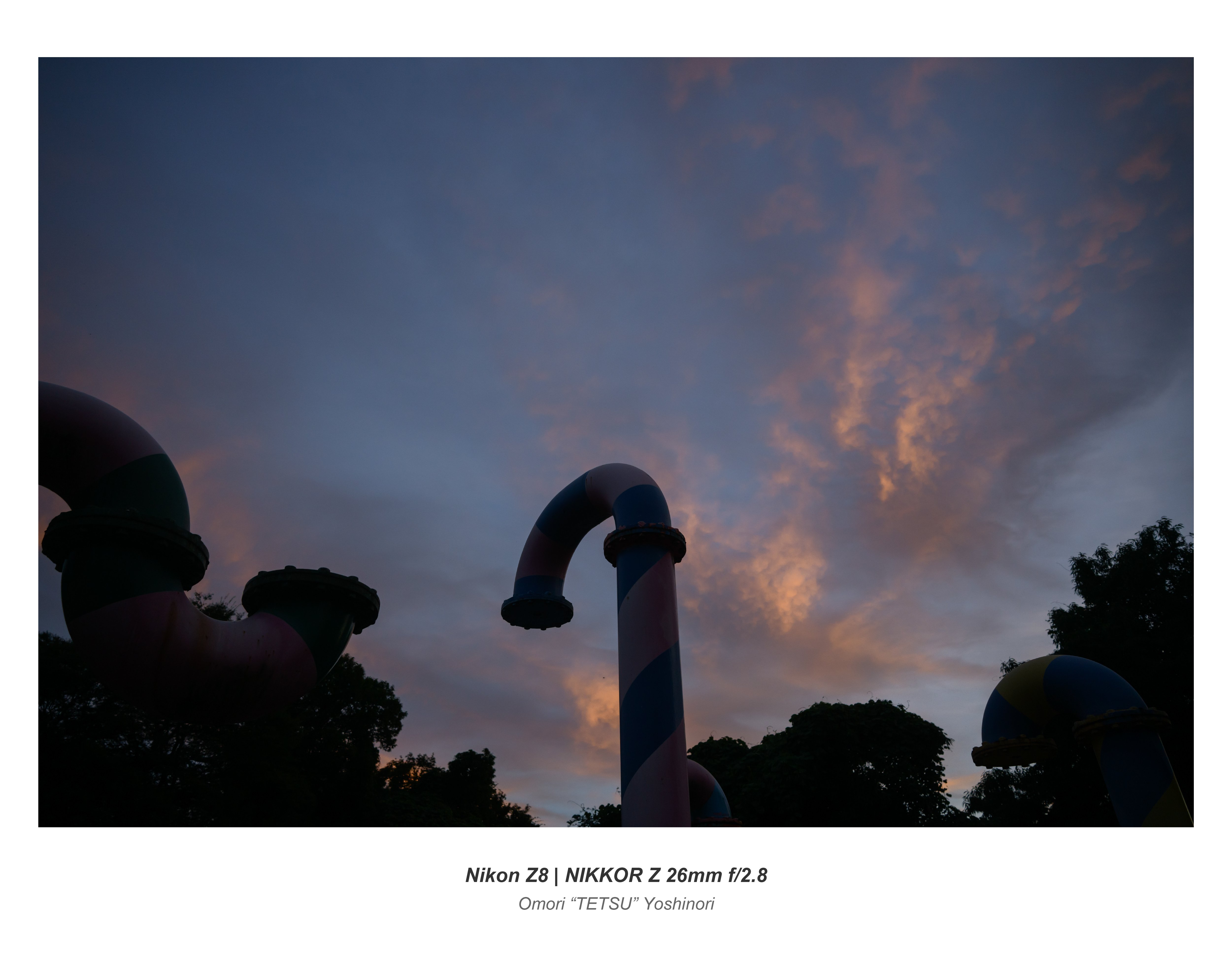 虹色の眺望 日3枚セット 夕方の水門橋と公園の風景：Nikon Z8＋NIKKOR Z 26mm f/2.8