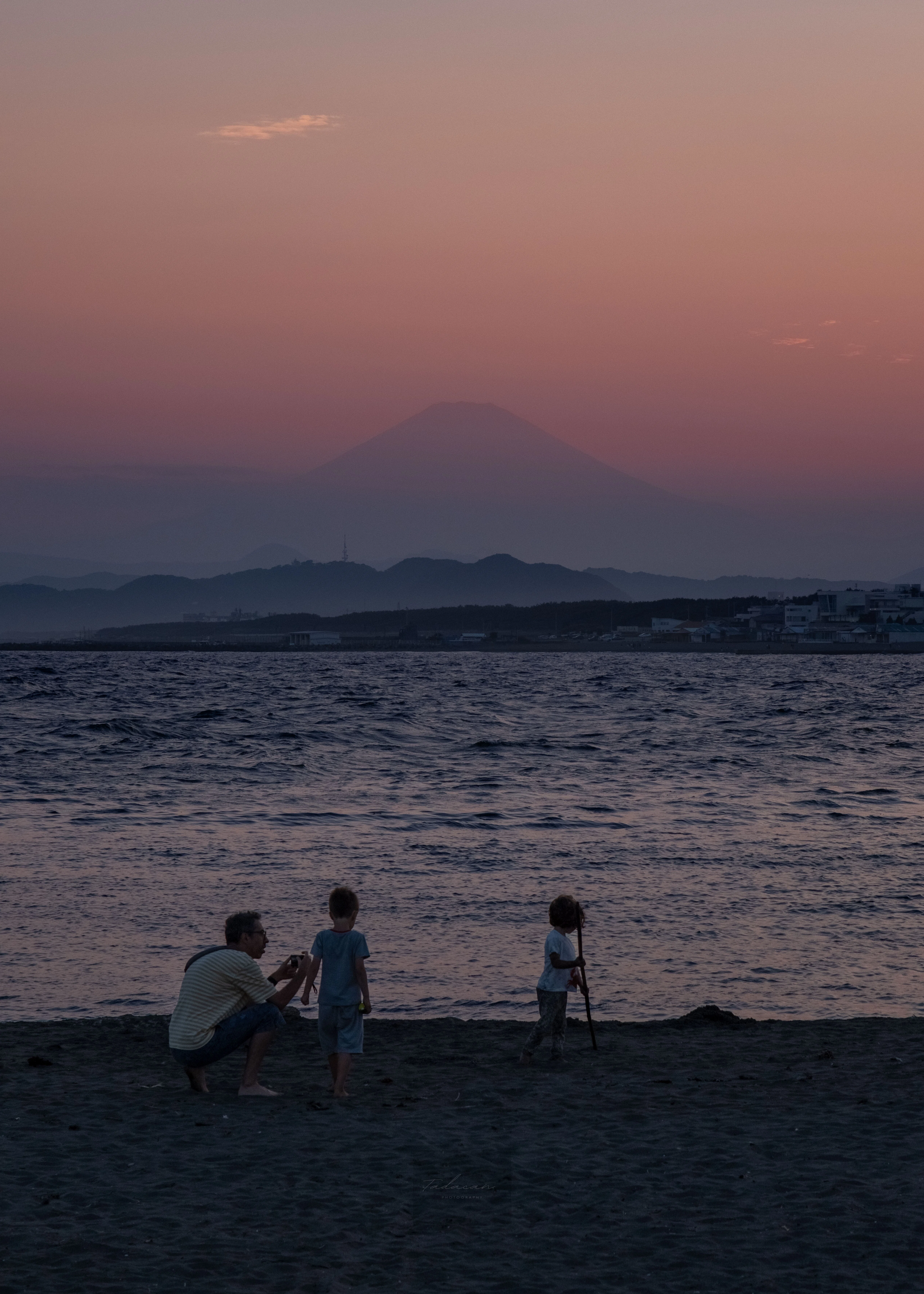 海の向こうの富士山｜TADACAN photo