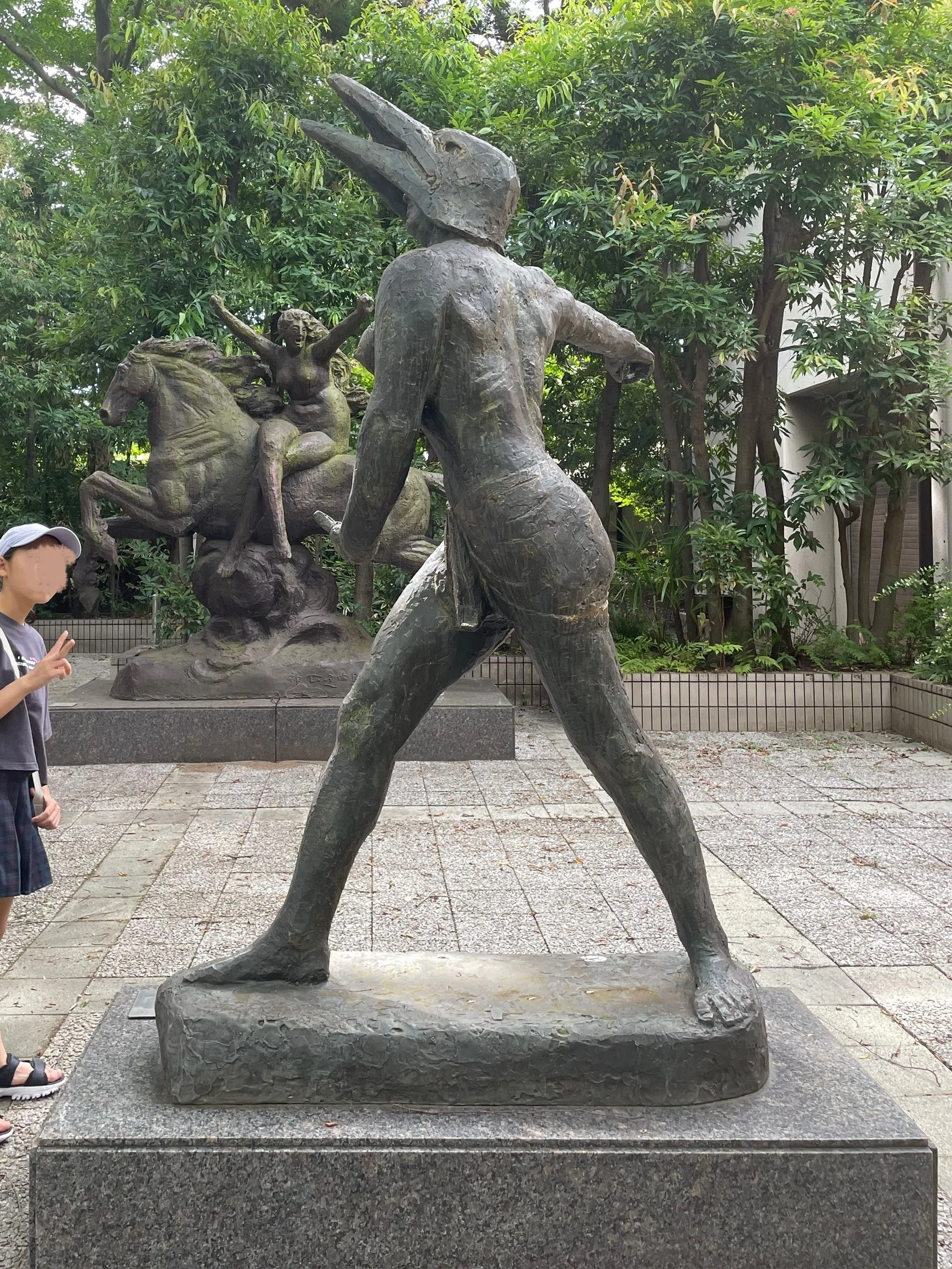 An Art Museum Inside a Zoo!? The Sculpture Pavilion at Inokashira