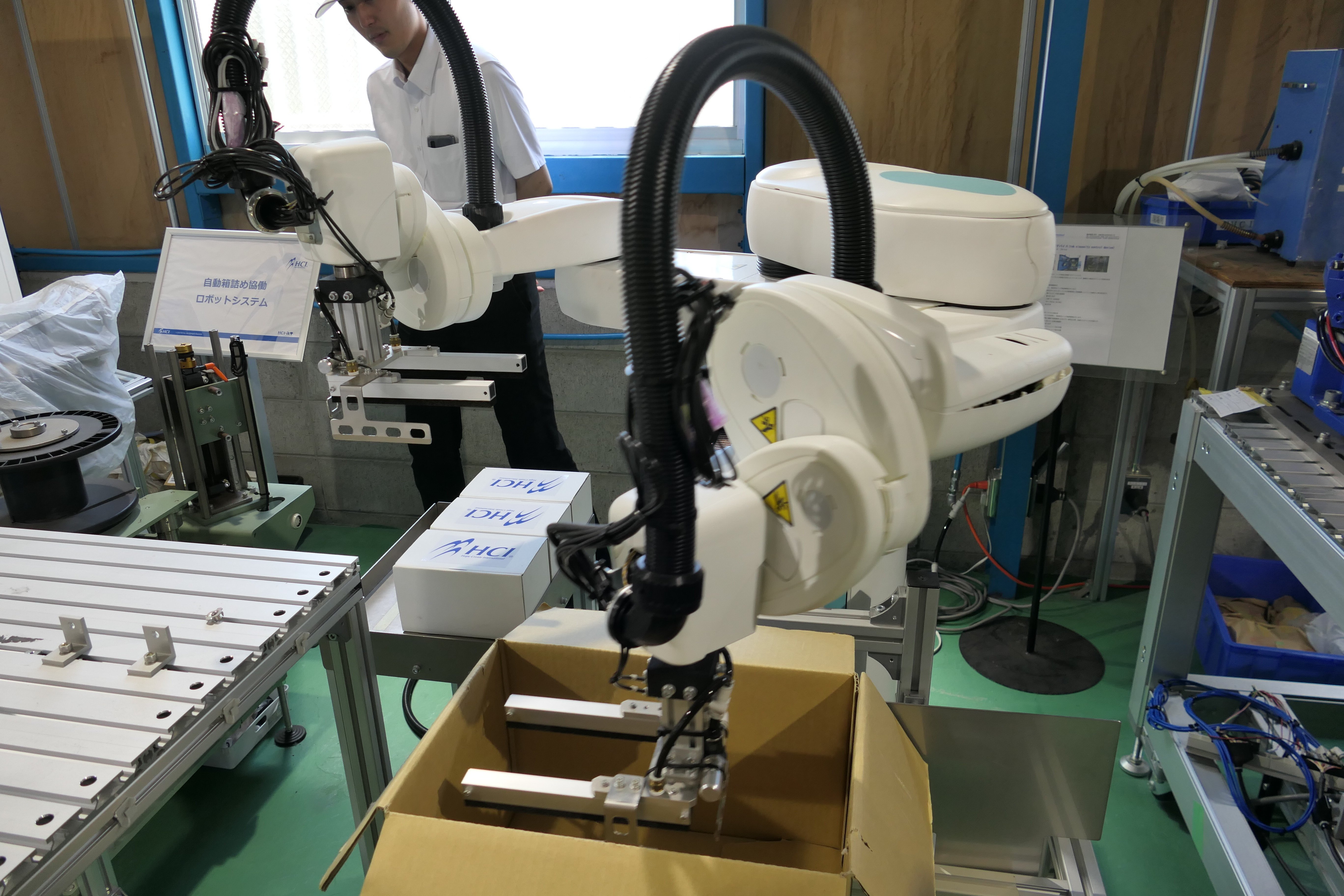 産業、サービスのロボットSIer、モバイルマニピュレータAIロボット