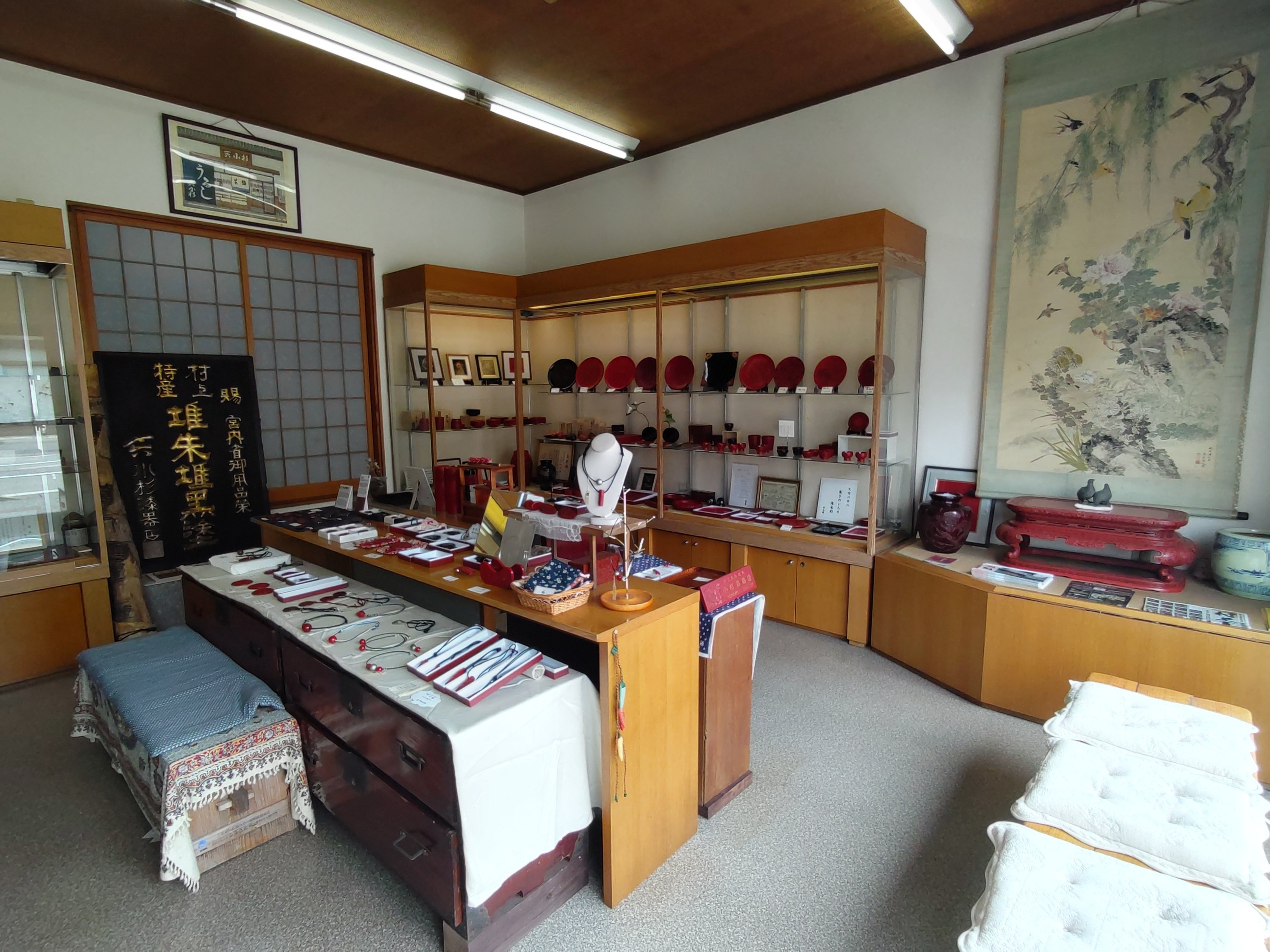 村上木彫堆朱“だけ”の特徴って？｜SS