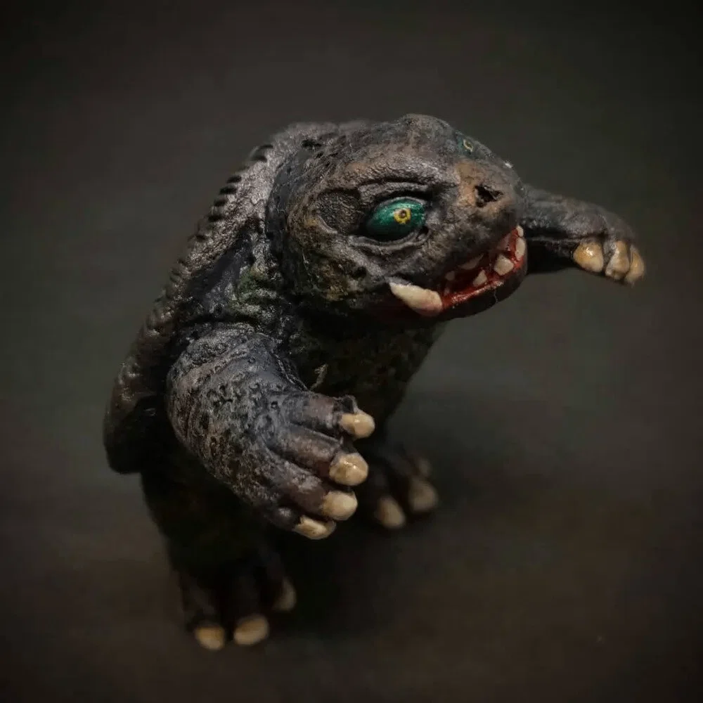 ガメラ】怪獣消しゴムを塗る！〜キュートなガメラをカッコよく〜｜レイレイ